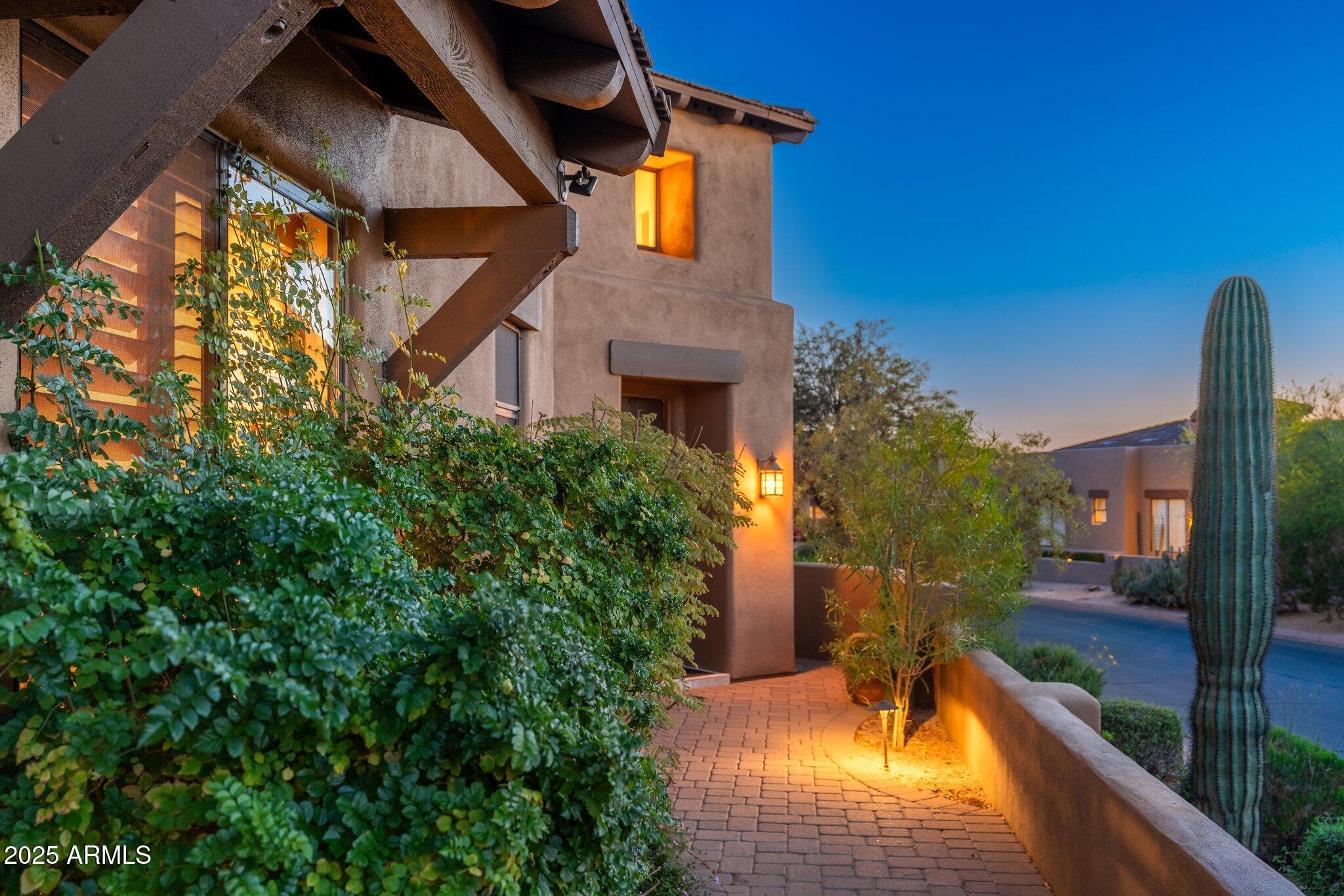 9270 E THOMPSON PEAK Parkway, 367