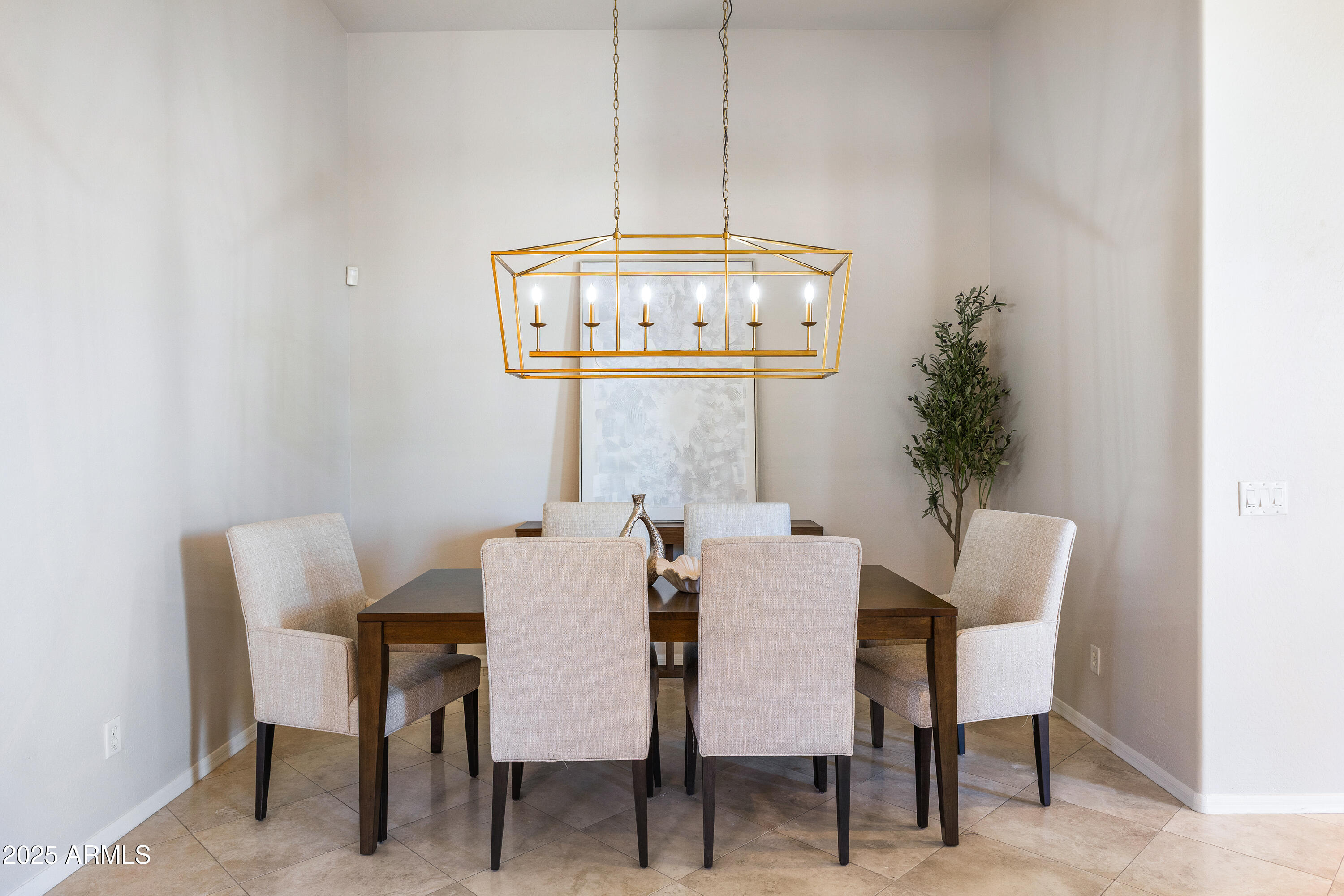 9270 E THOMPSON PEAK Parkway, 367