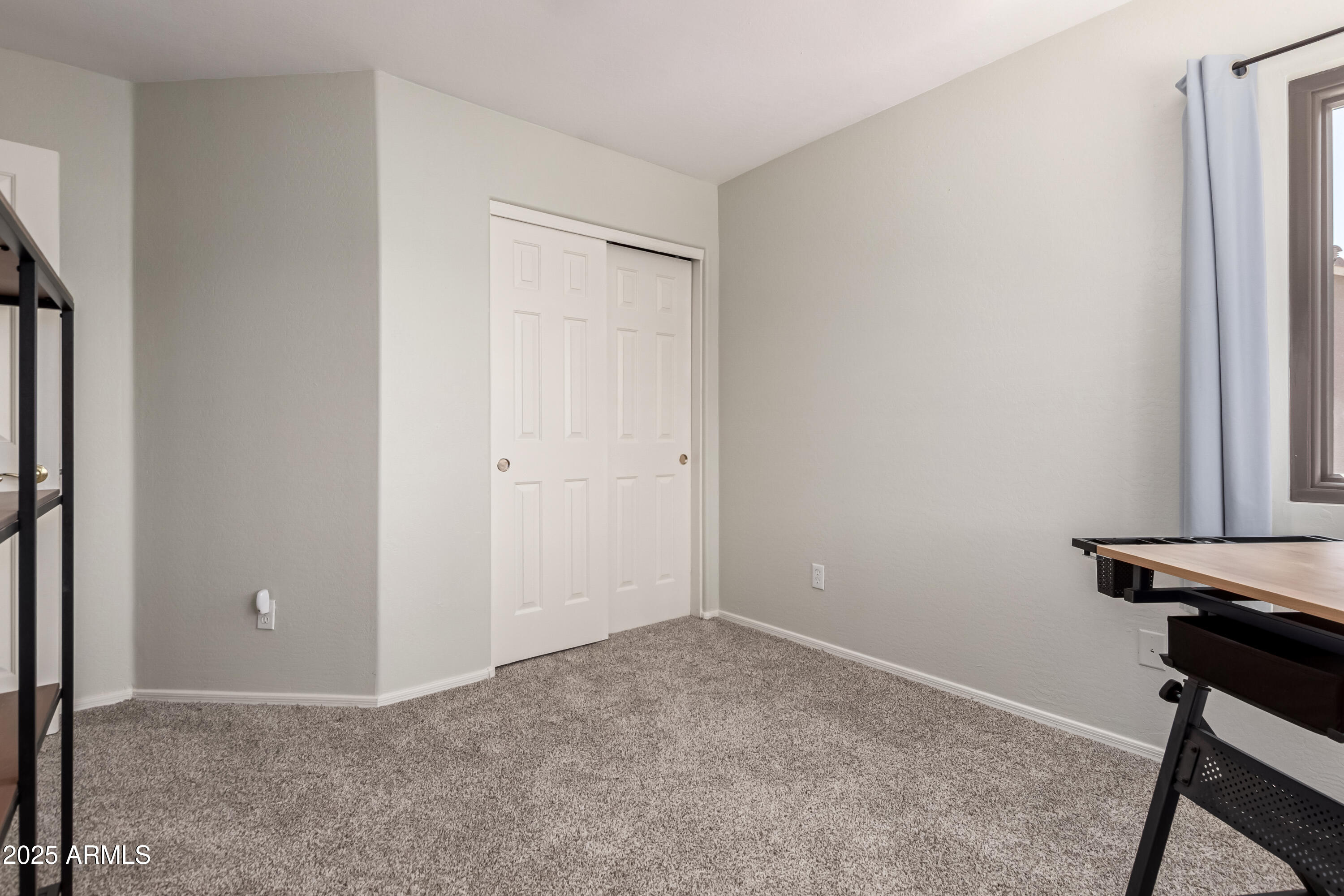 6422 W RANGE MULE Drive