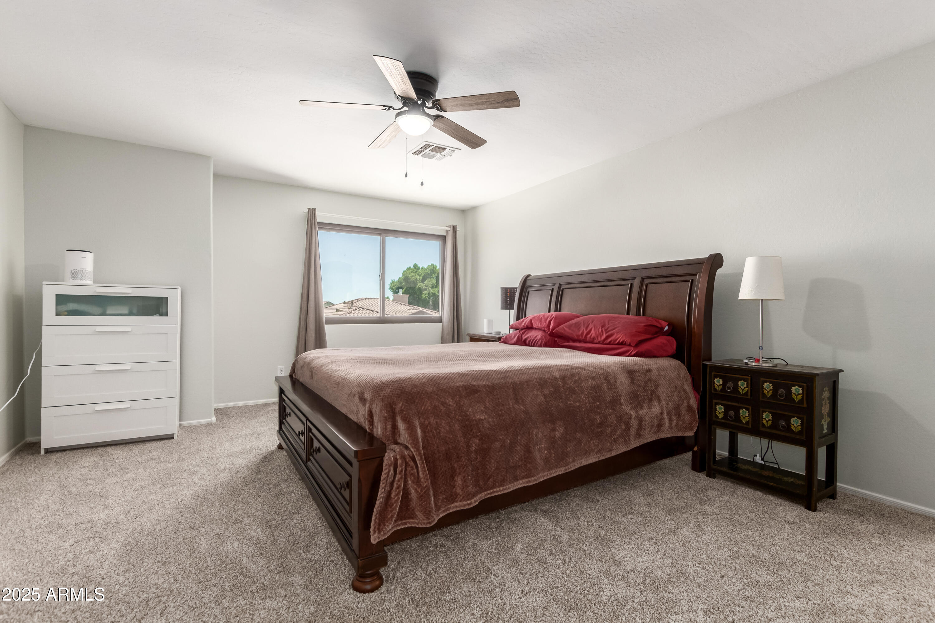 6422 W RANGE MULE Drive