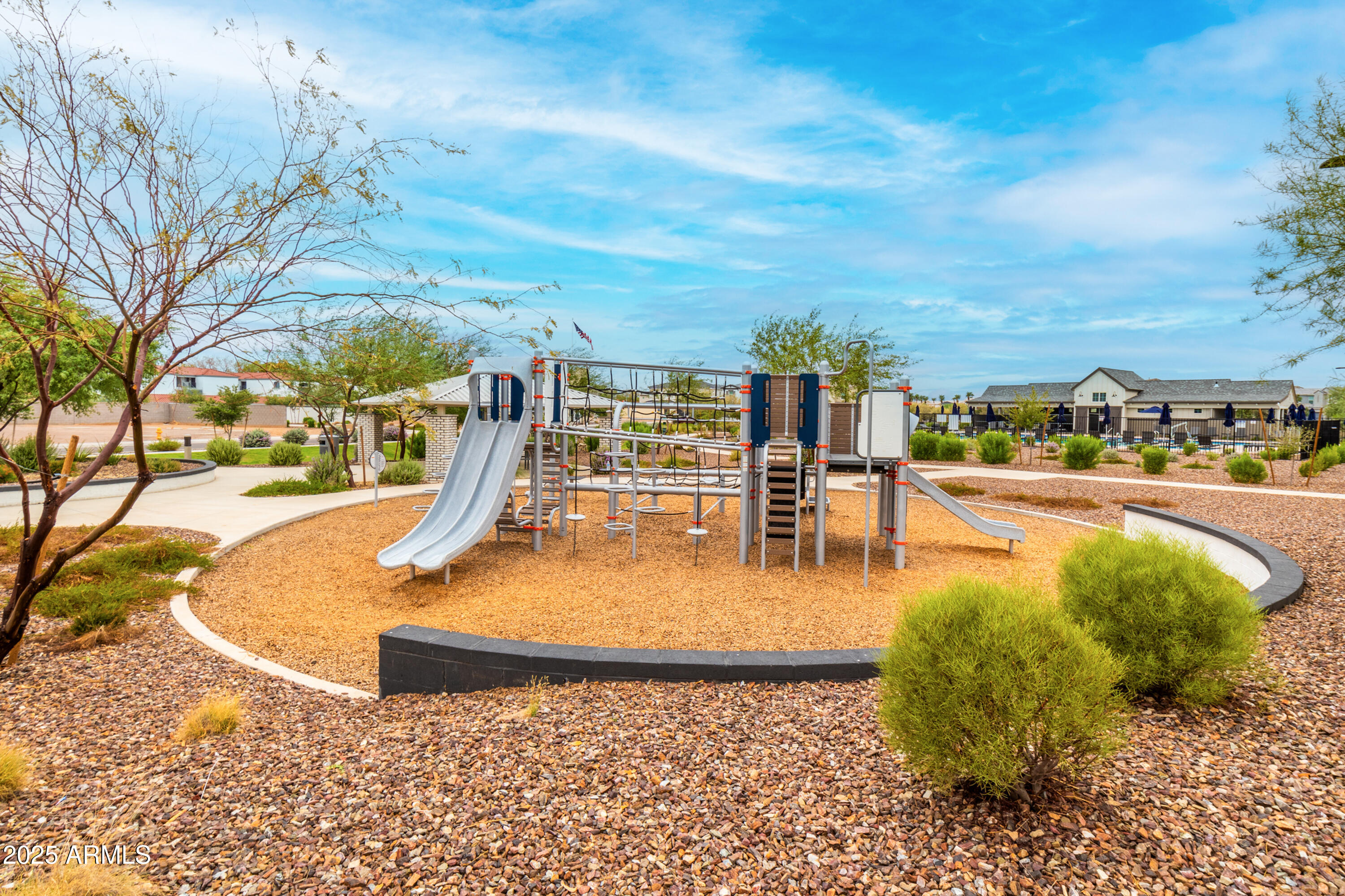 5046 E ANDERSON Drive