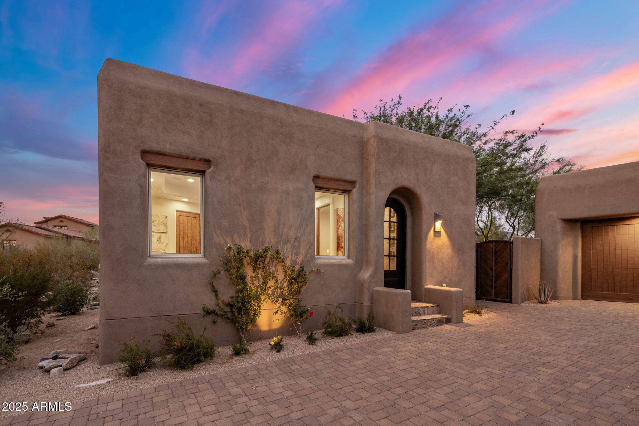 9290 E THOMPSON PEAK Parkway, 463