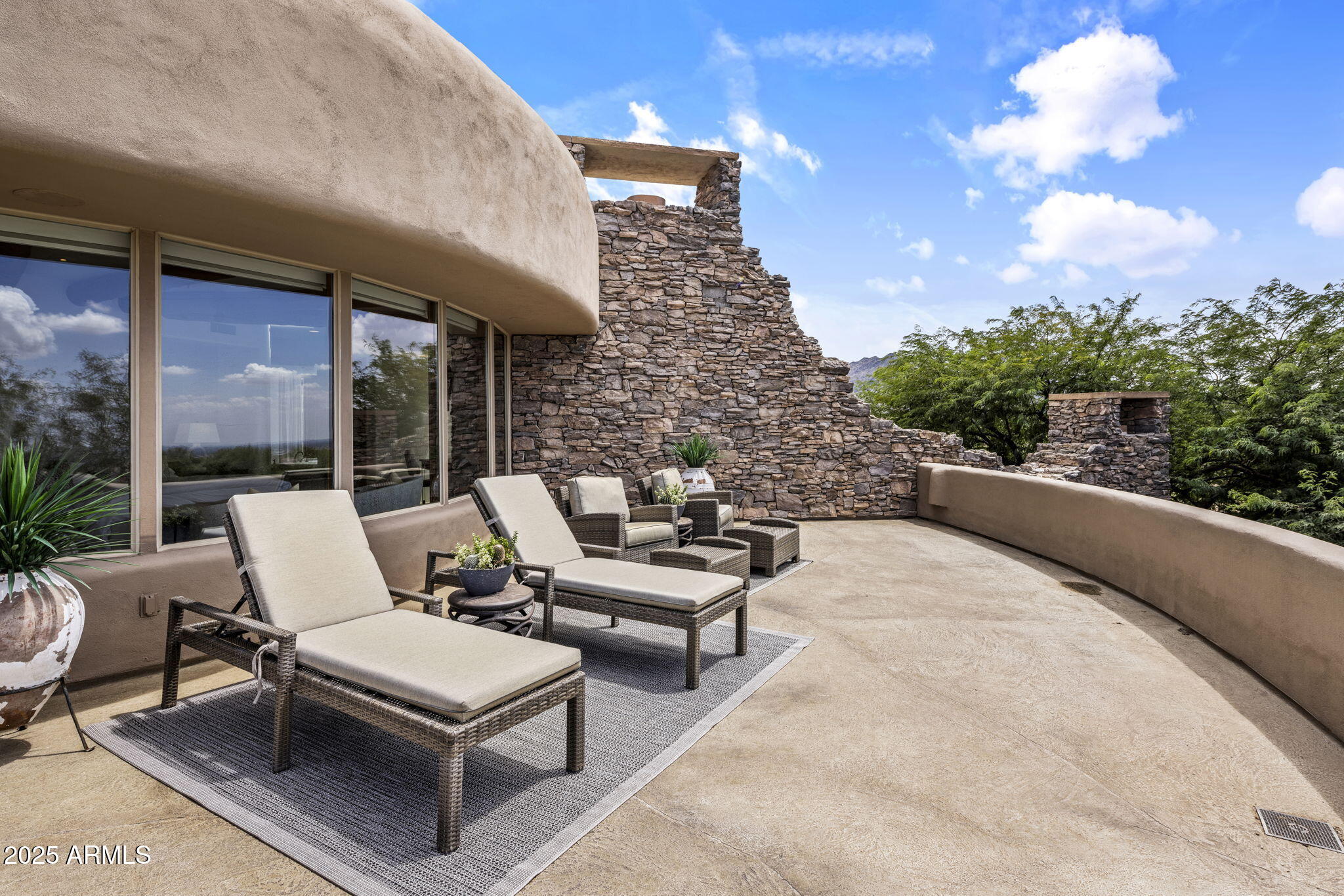 9290 E THOMPSON PEAK Parkway, 463