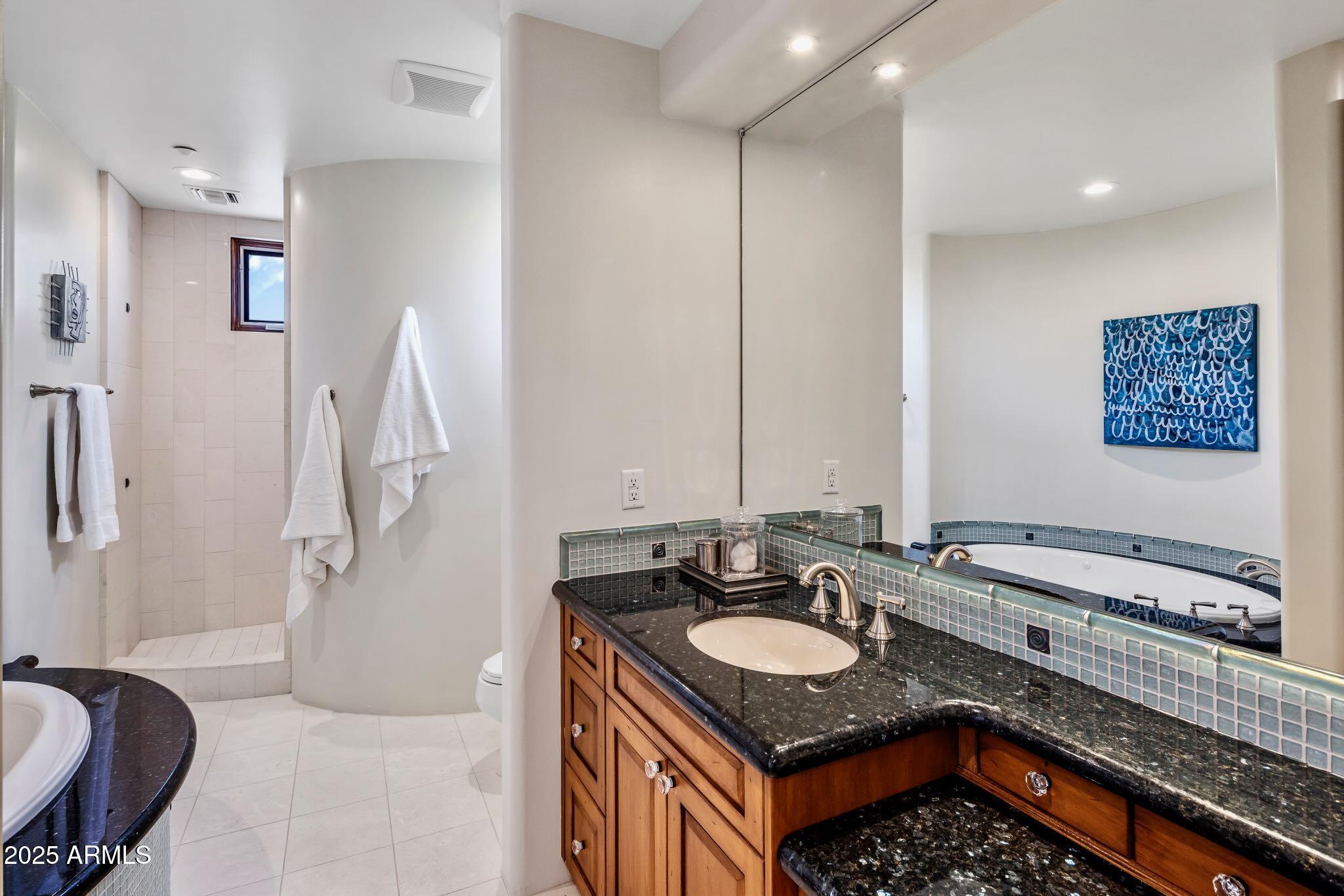 9290 E THOMPSON PEAK Parkway, 463