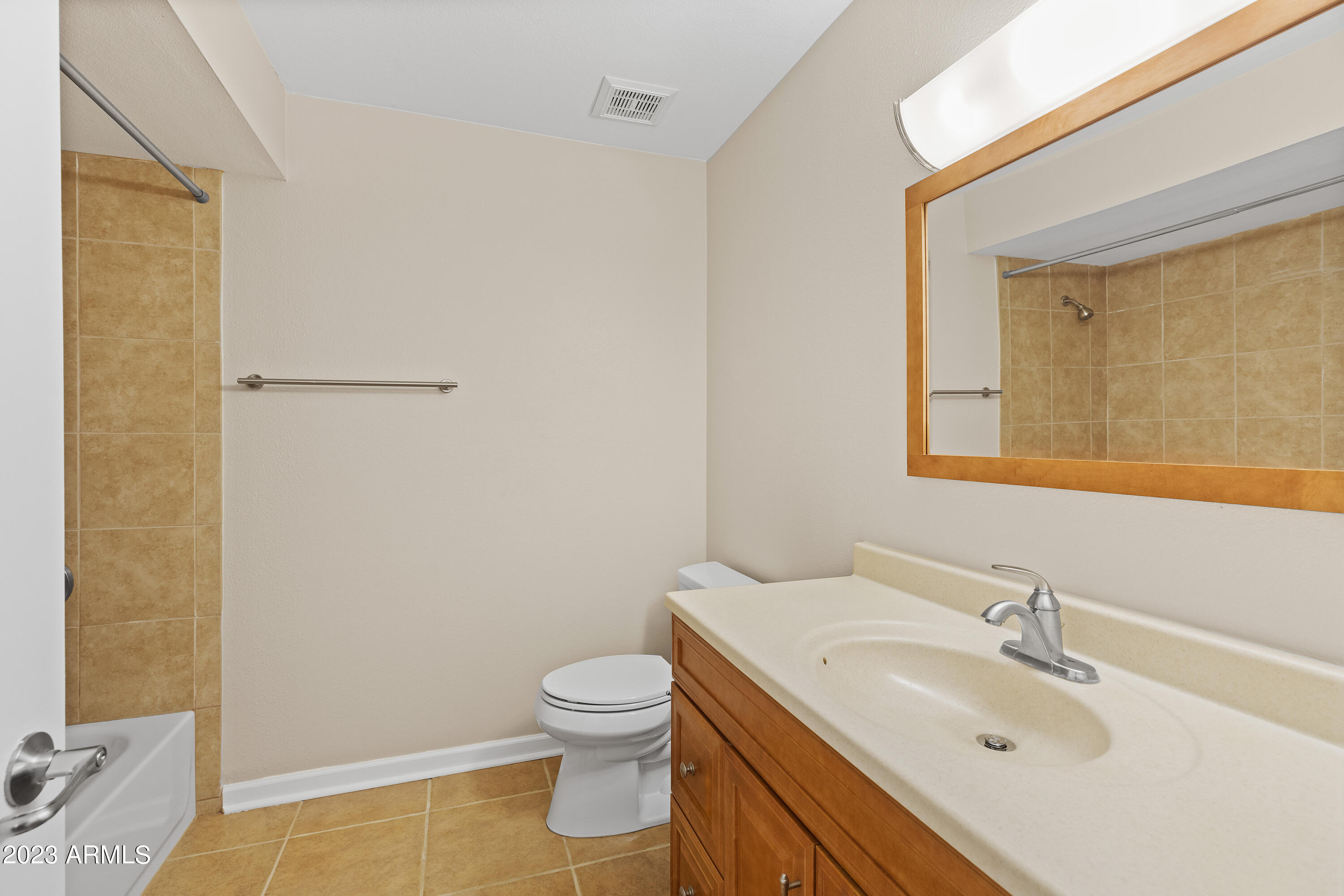 4869 N GRANITE REEF Road