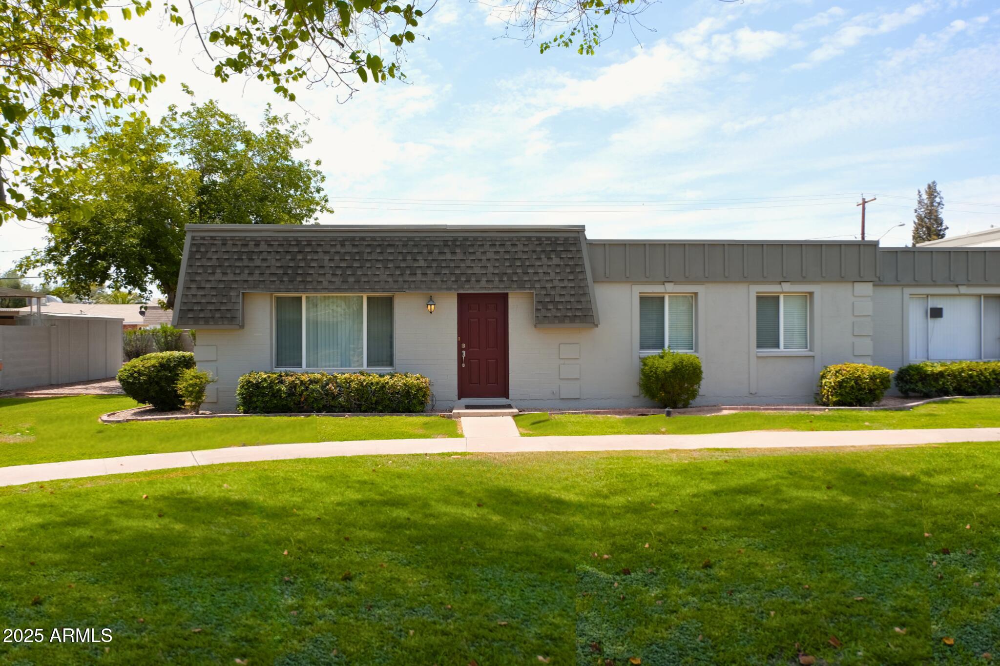 4869 N GRANITE REEF Road