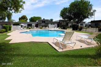 4869 N GRANITE REEF Road