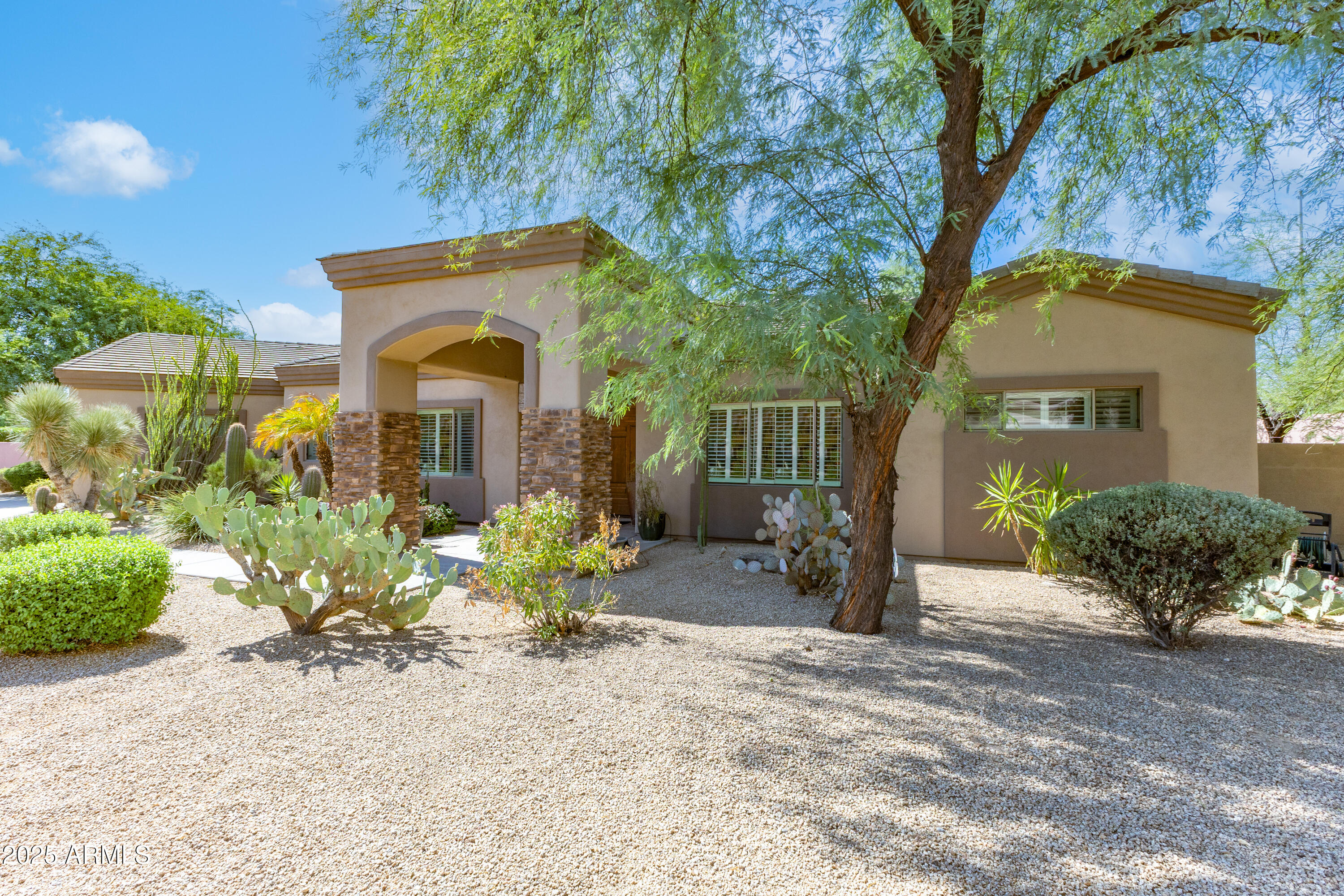 9417 E CHARTER OAK Drive