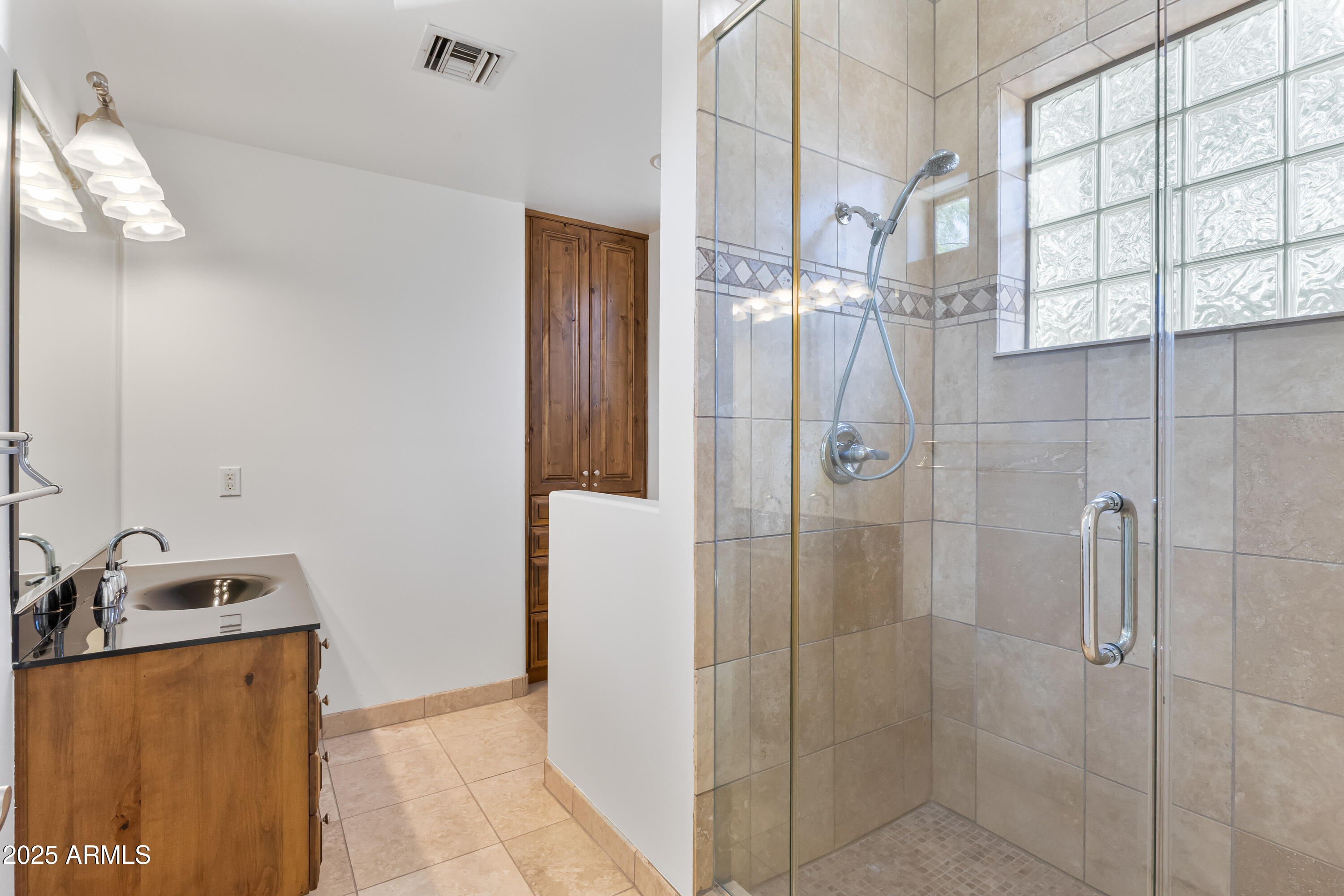 9417 E CHARTER OAK Drive