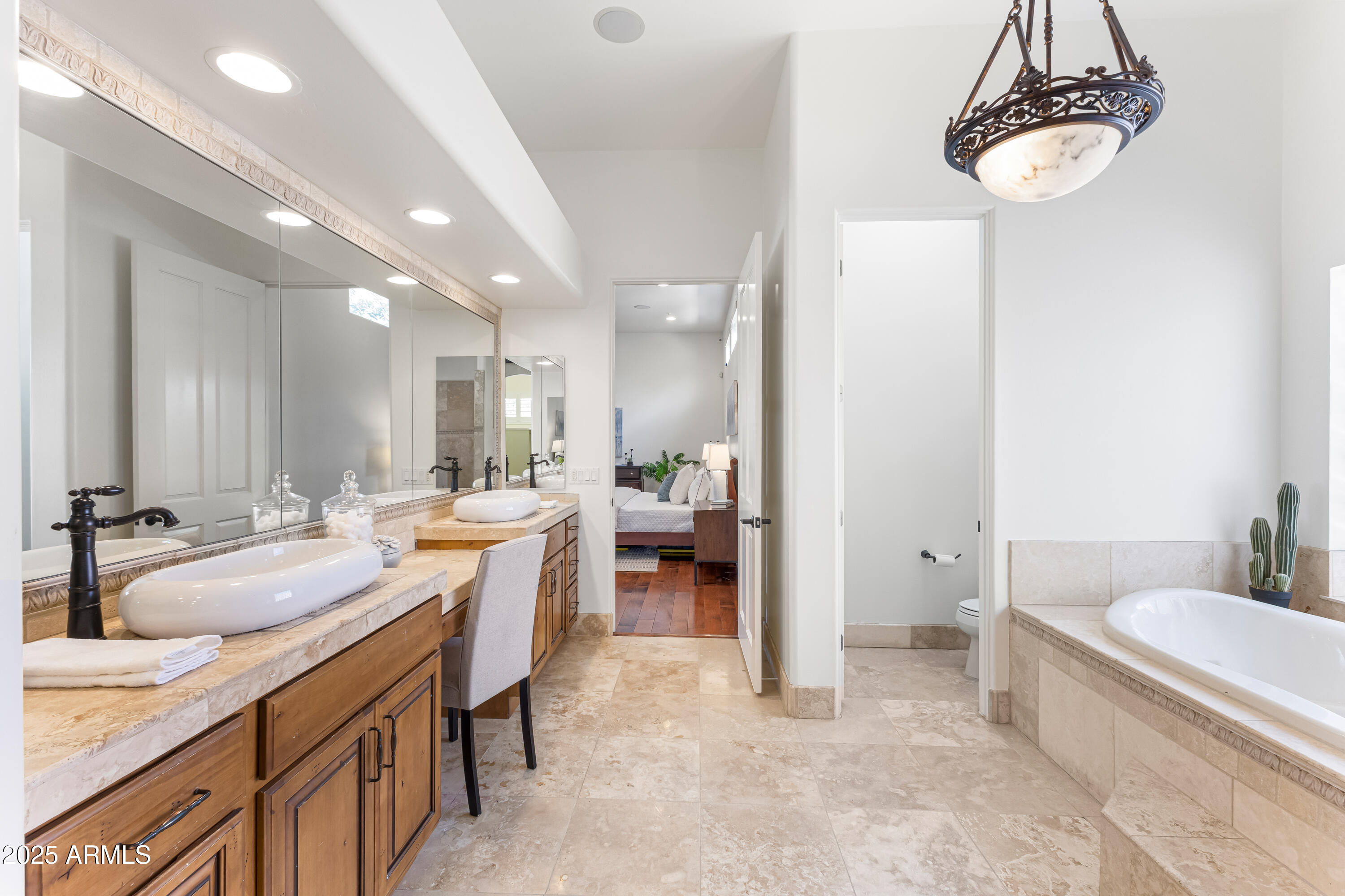 9417 E CHARTER OAK Drive