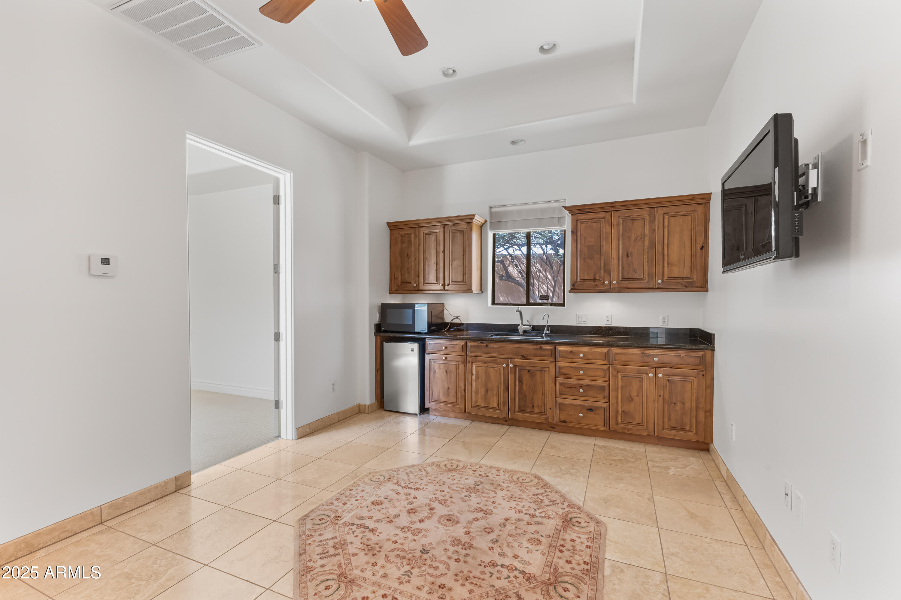 9417 E CHARTER OAK Drive