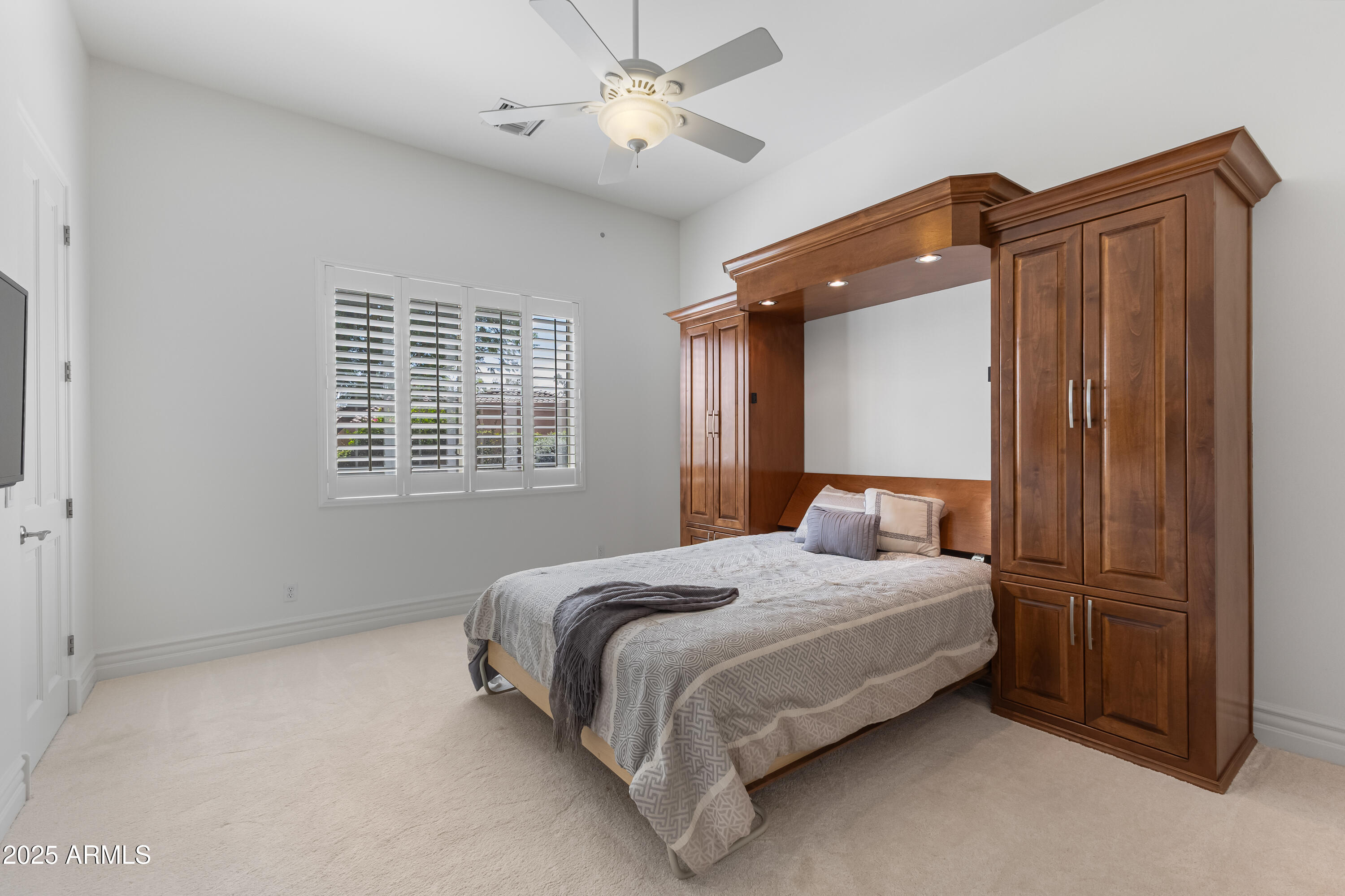 9417 E CHARTER OAK Drive