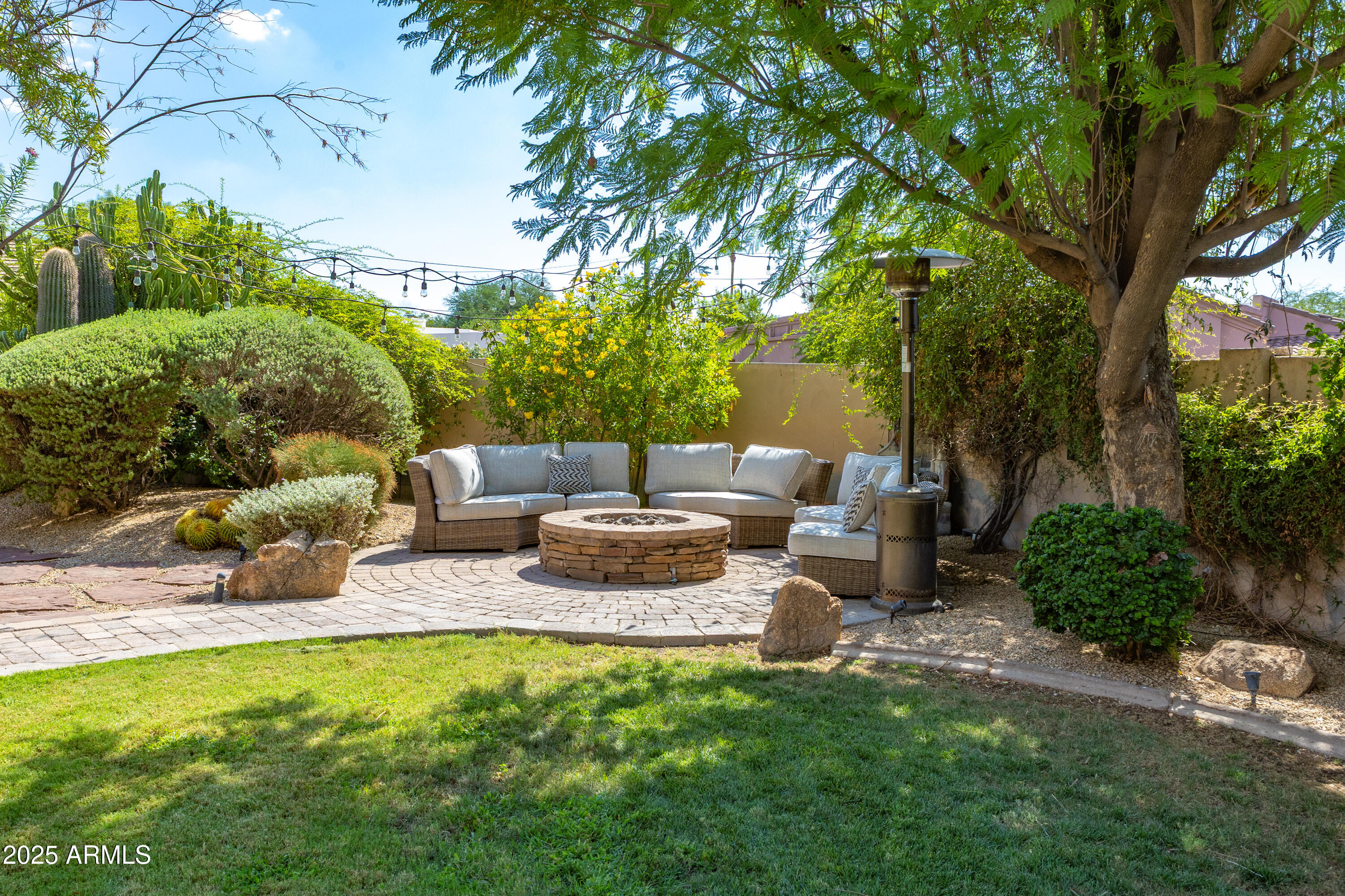 9417 E CHARTER OAK Drive