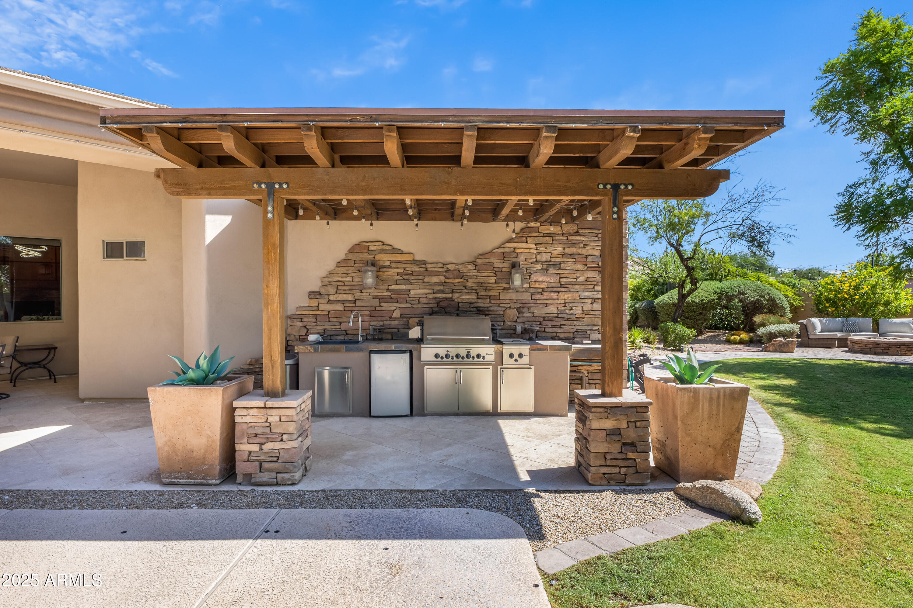 9417 E CHARTER OAK Drive