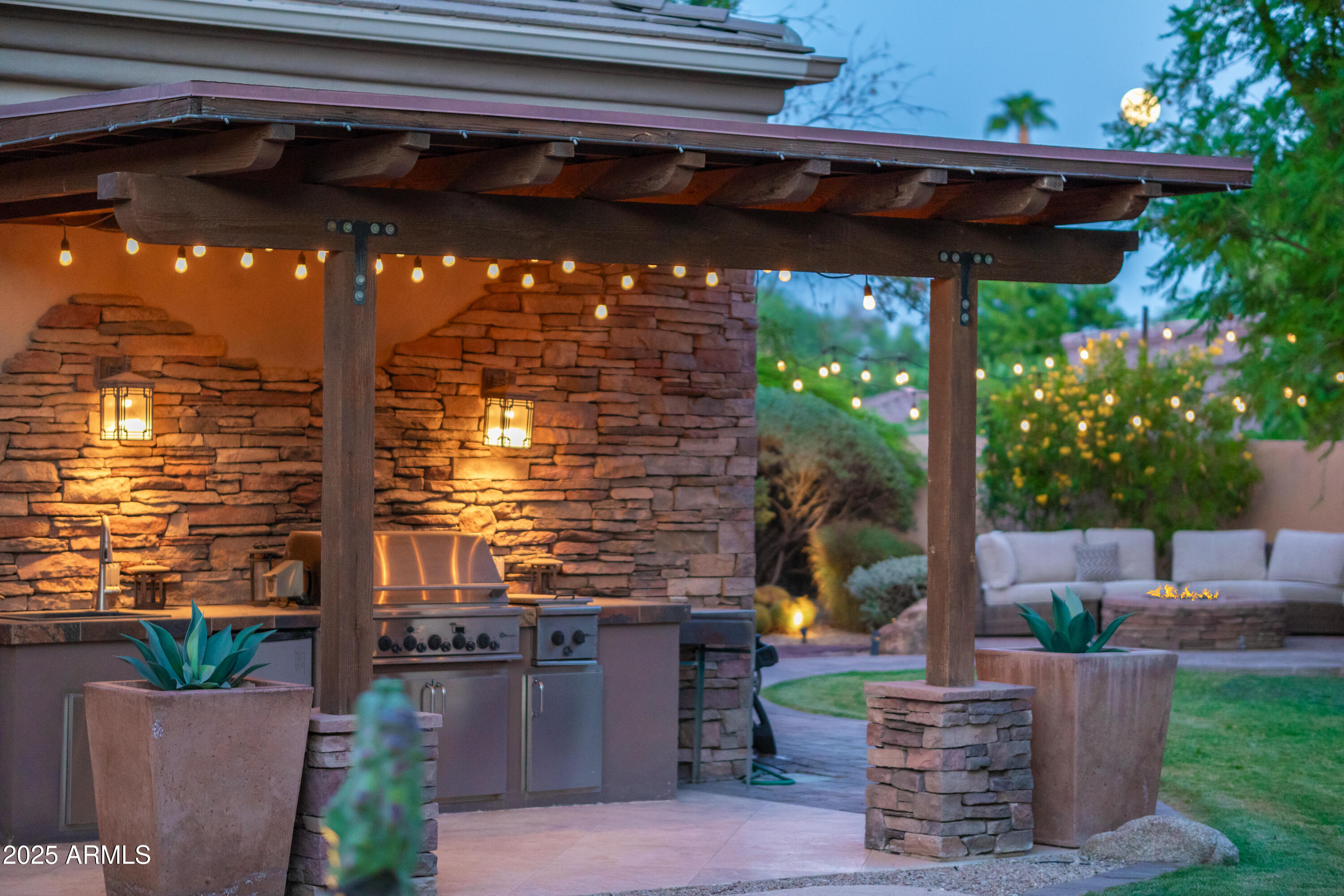 9417 E CHARTER OAK Drive