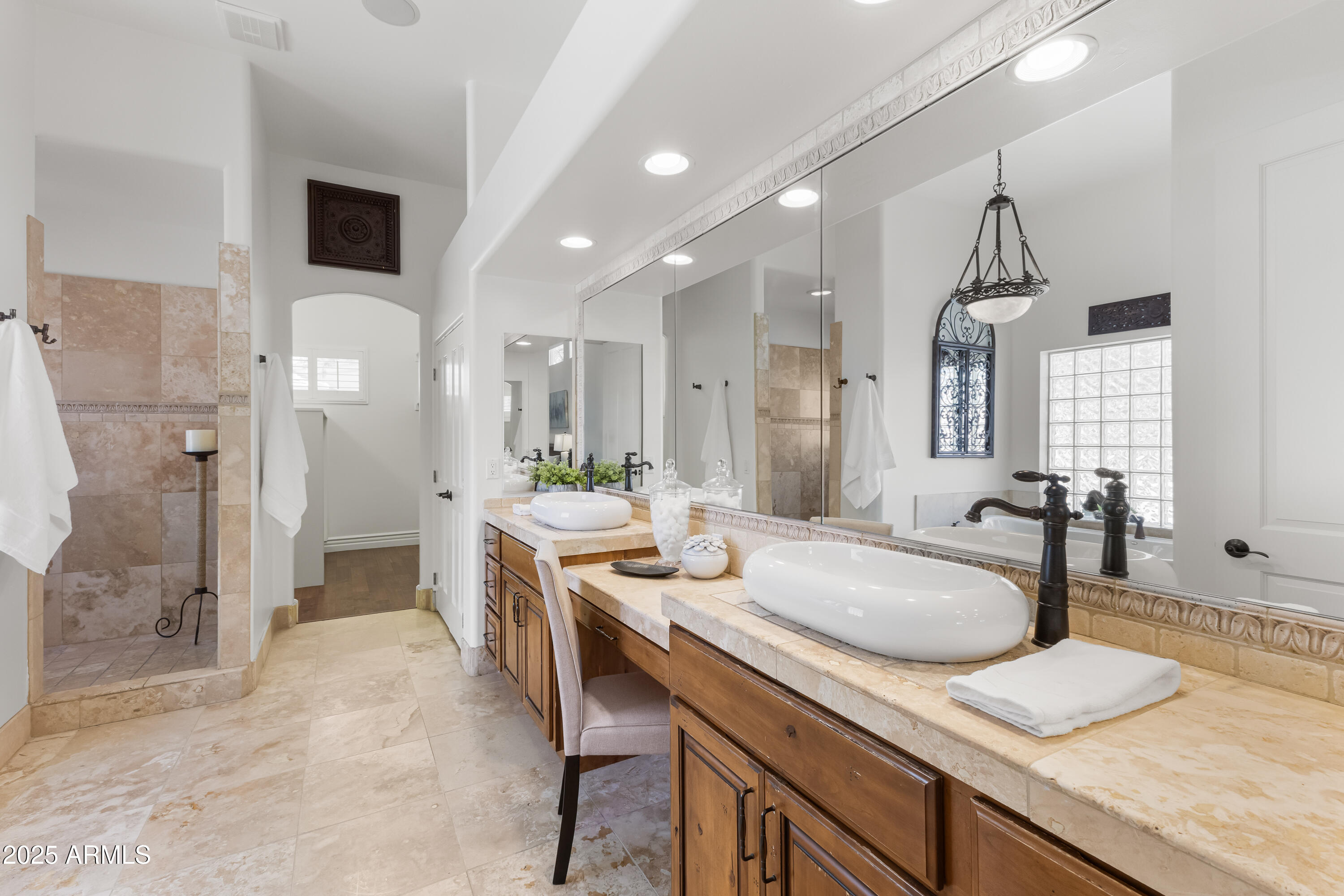 9417 E CHARTER OAK Drive