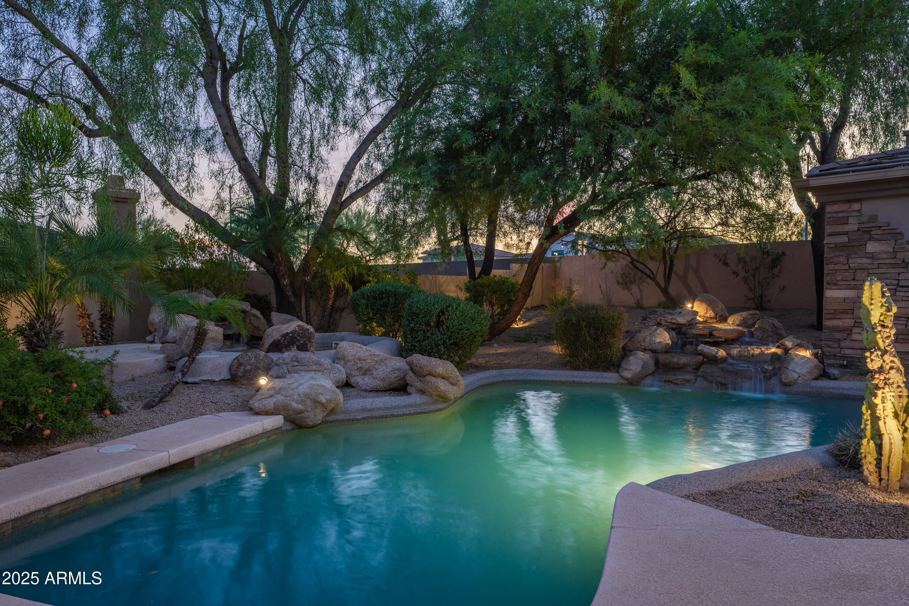 9417 E CHARTER OAK Drive