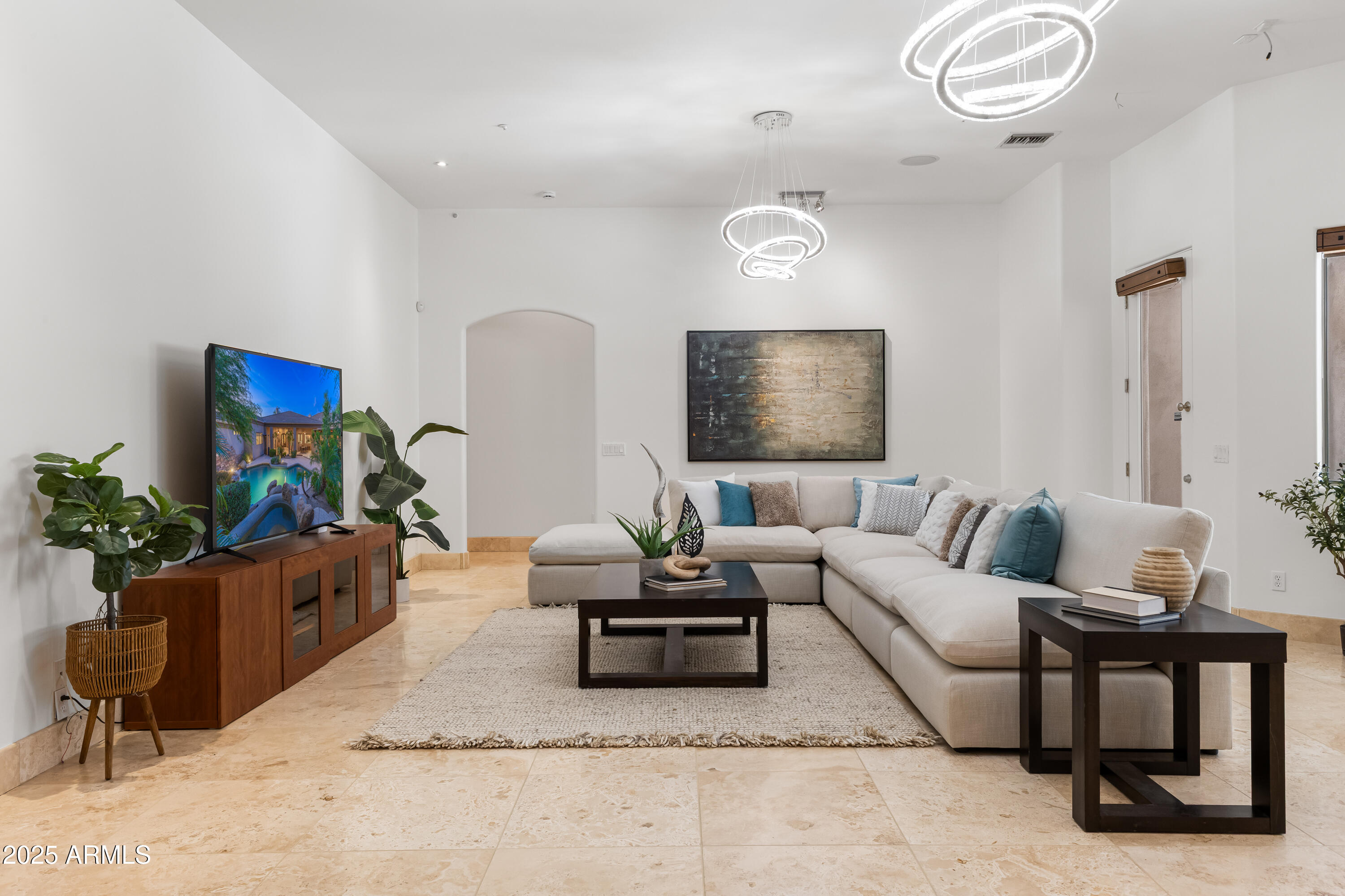 9417 E CHARTER OAK Drive