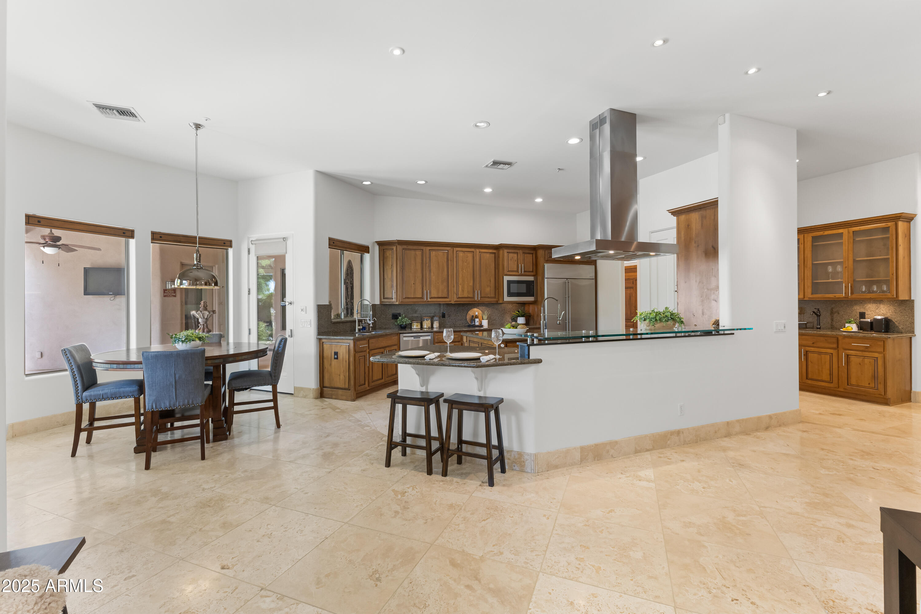 9417 E CHARTER OAK Drive