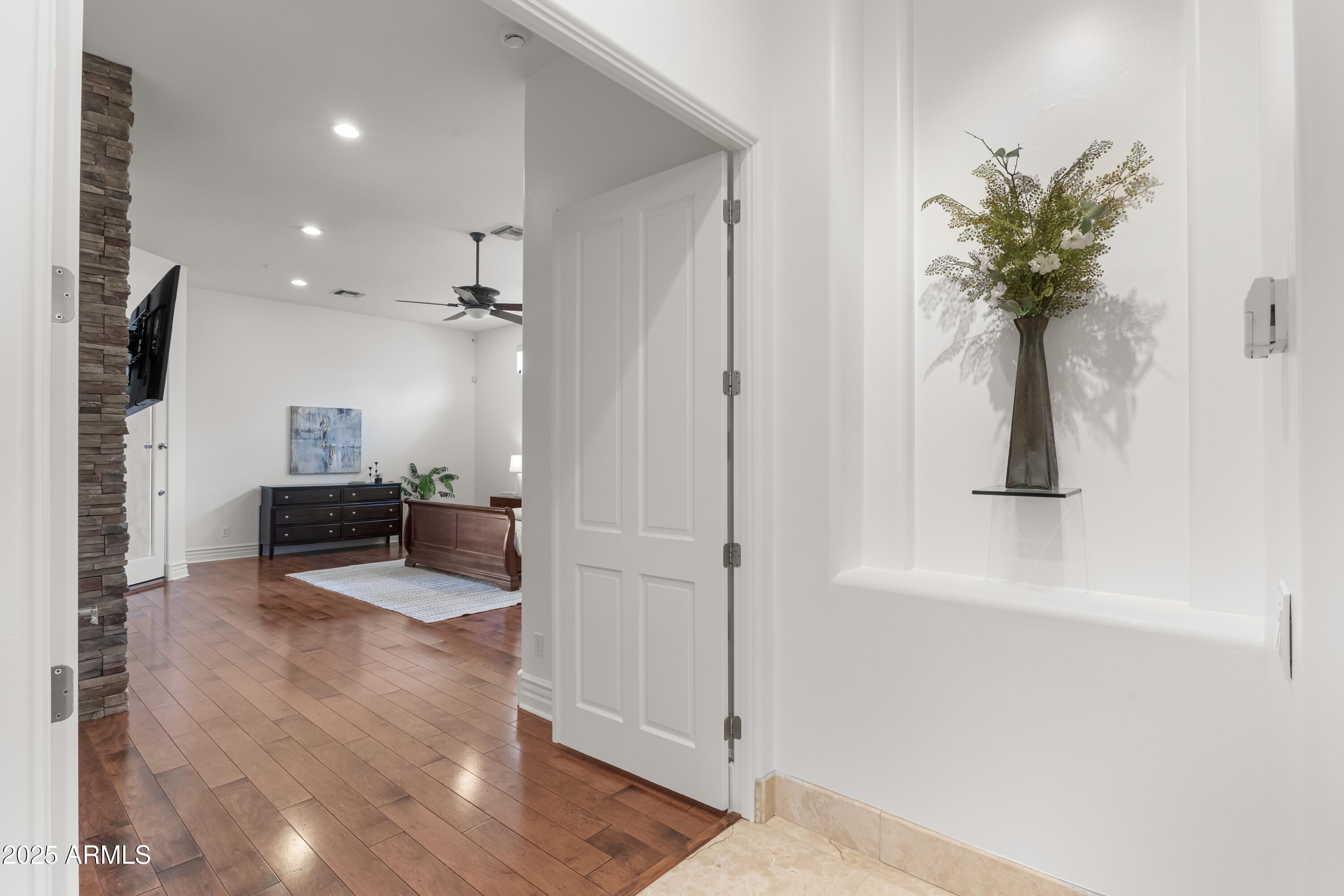 9417 E CHARTER OAK Drive