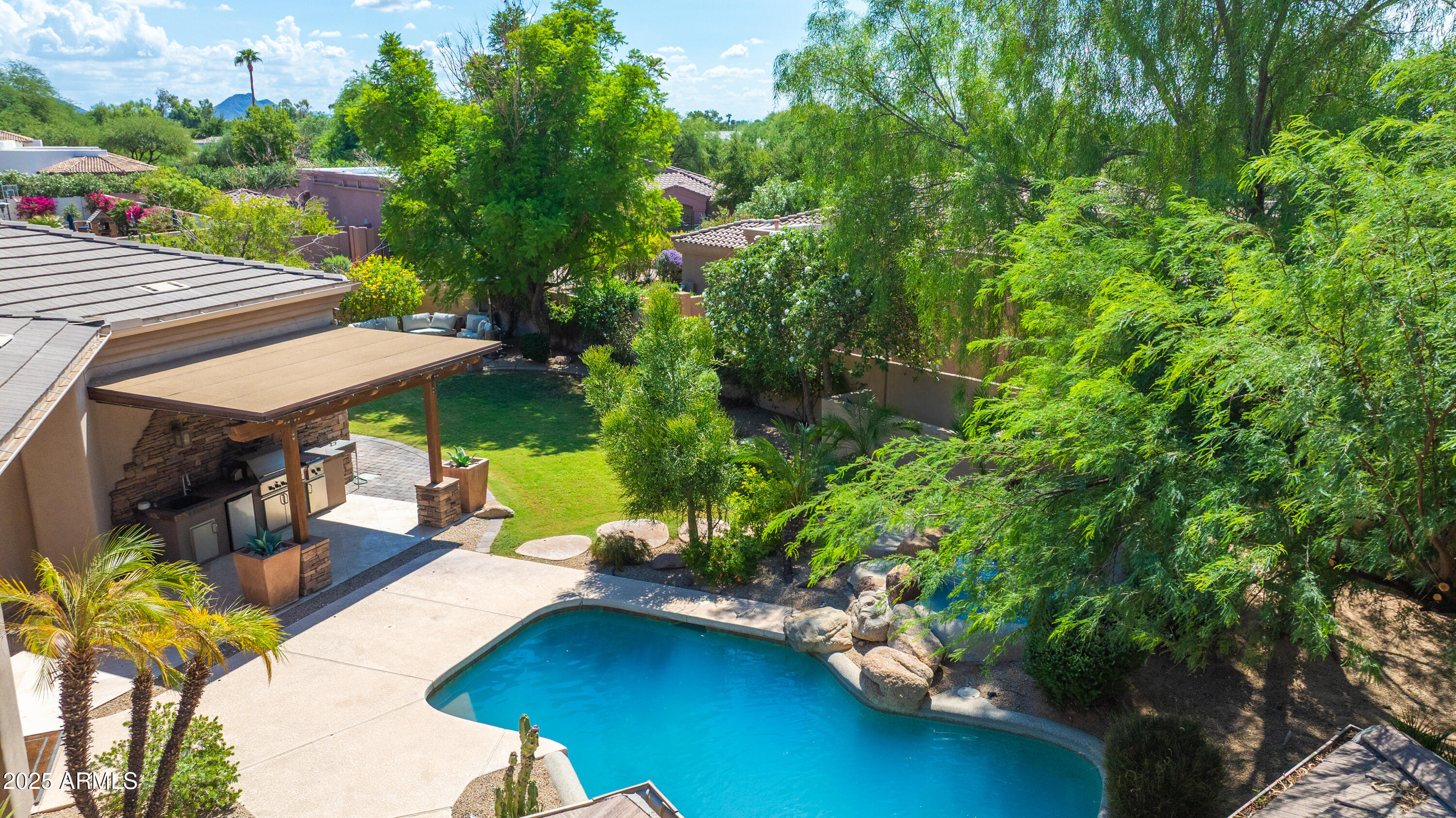 9417 E CHARTER OAK Drive