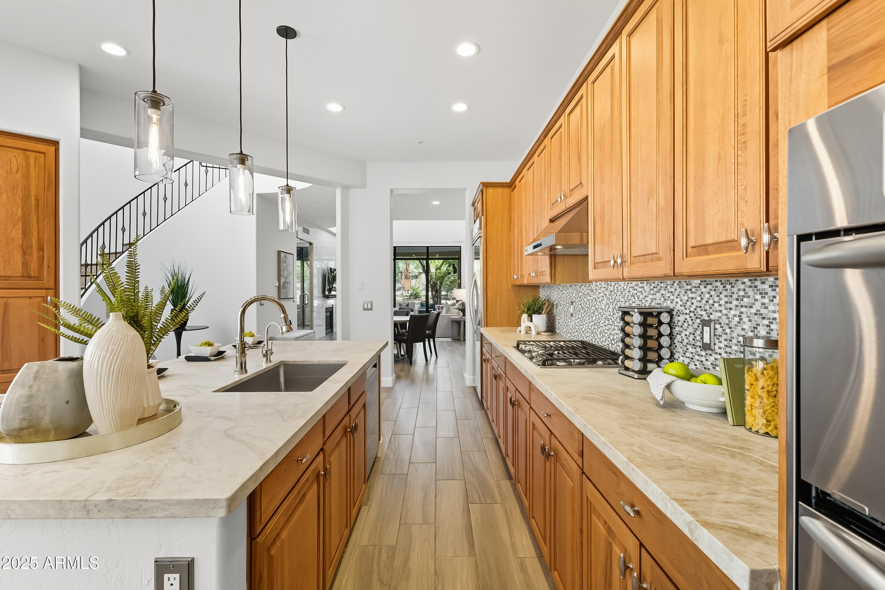 9270 E THOMPSON PEAK Parkway, 327