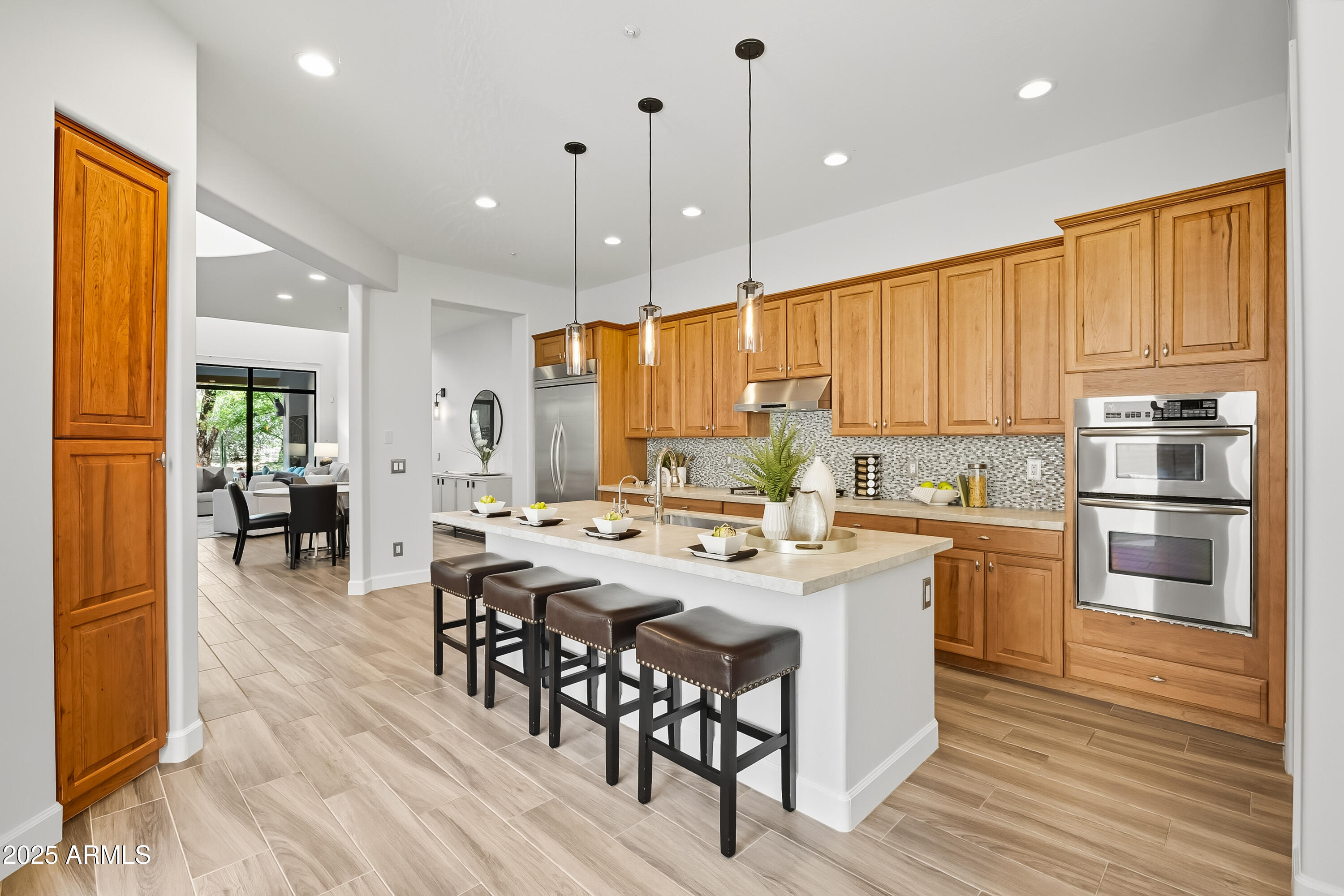 9270 E THOMPSON PEAK Parkway, 327