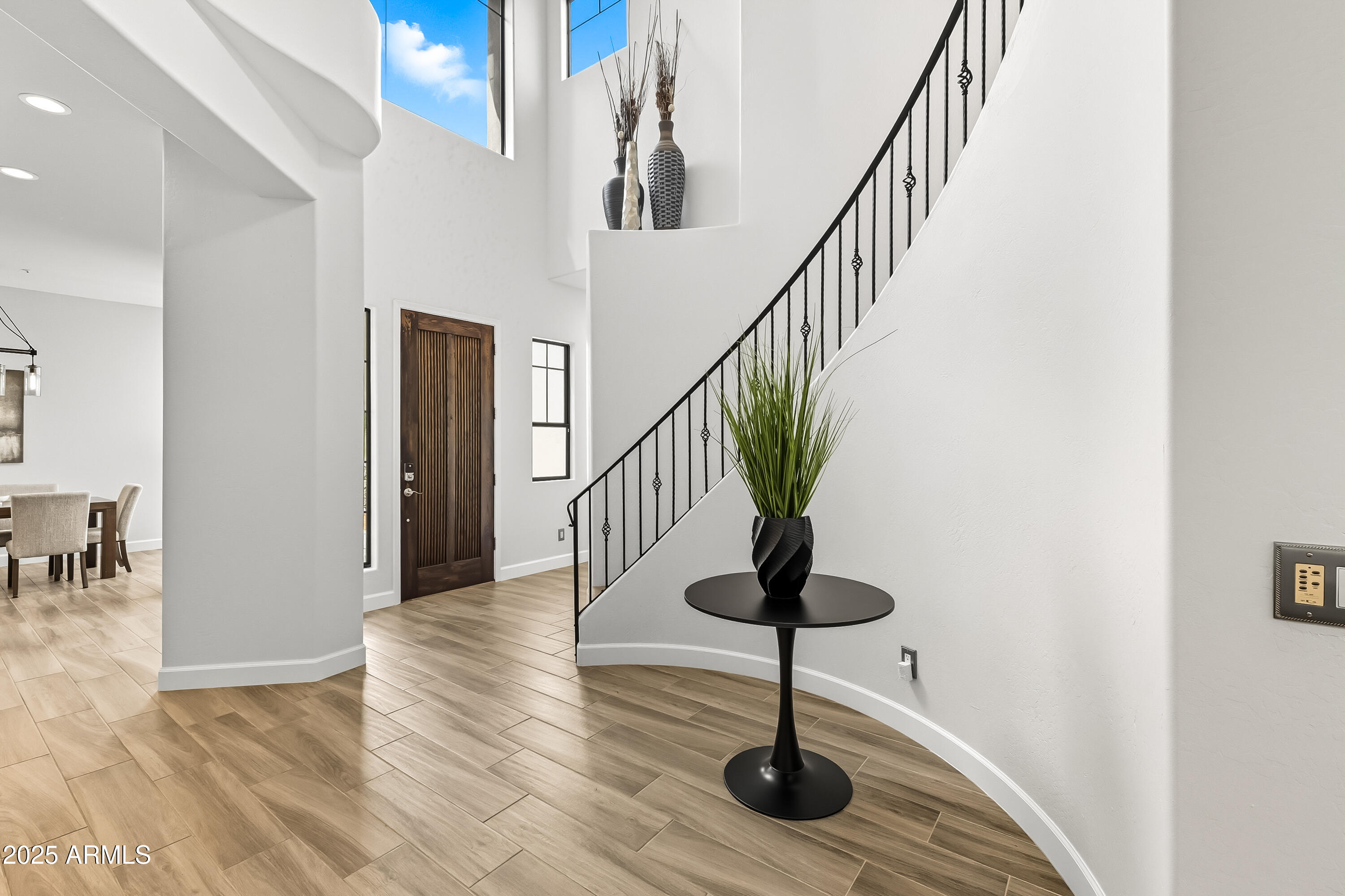 9270 E THOMPSON PEAK Parkway, 327