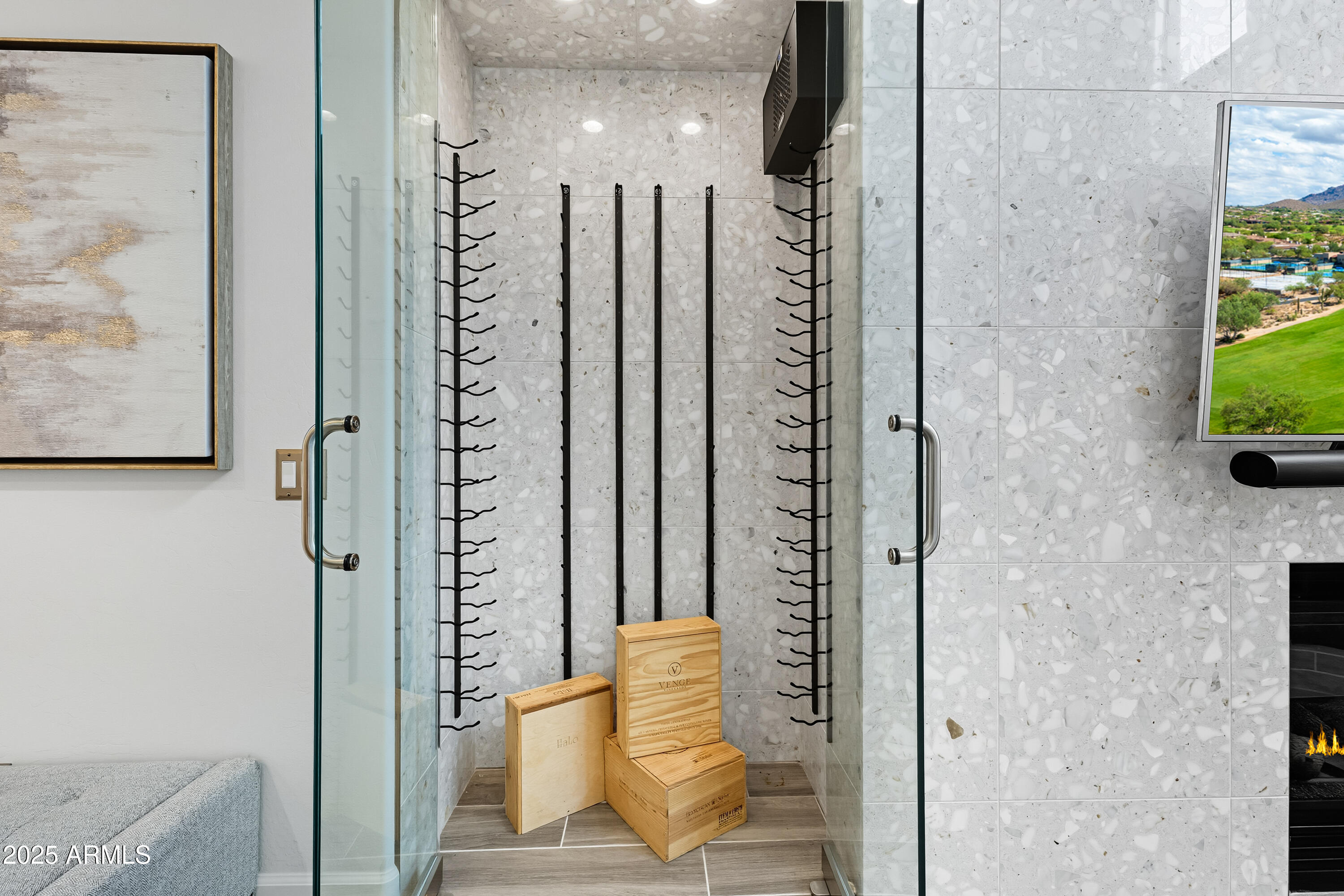 9270 E THOMPSON PEAK Parkway, 327