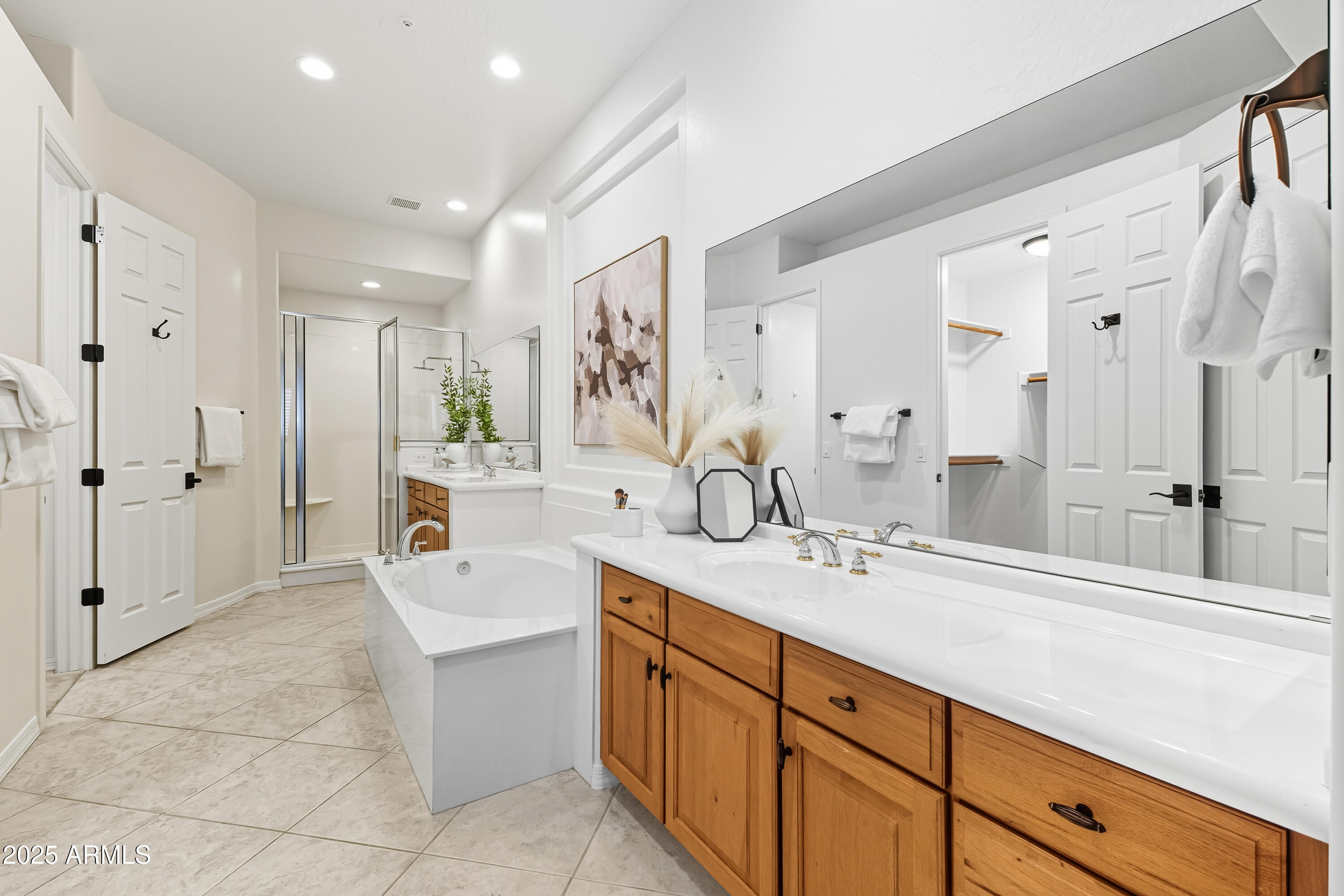 9270 E THOMPSON PEAK Parkway, 327