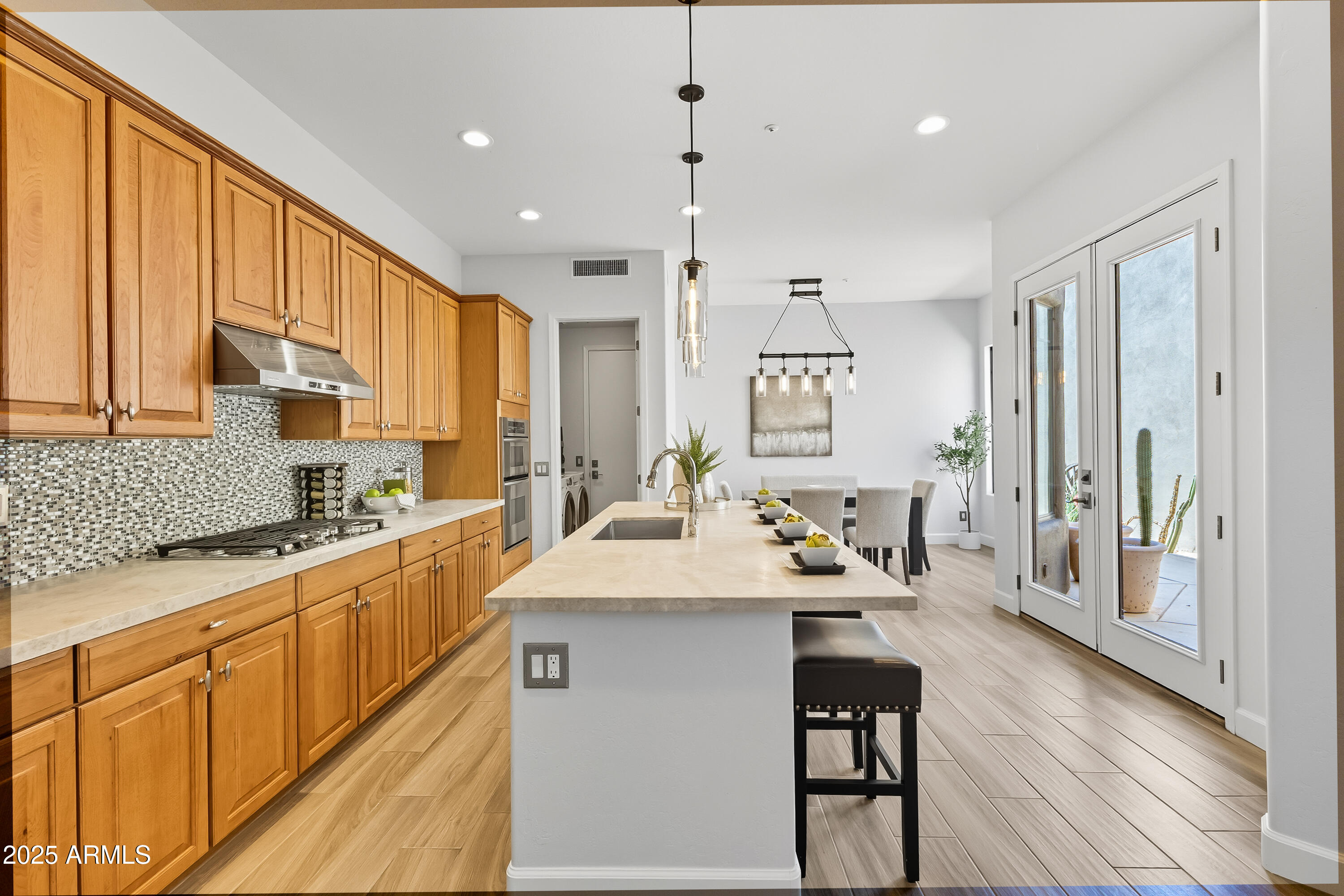 9270 E THOMPSON PEAK Parkway, 327