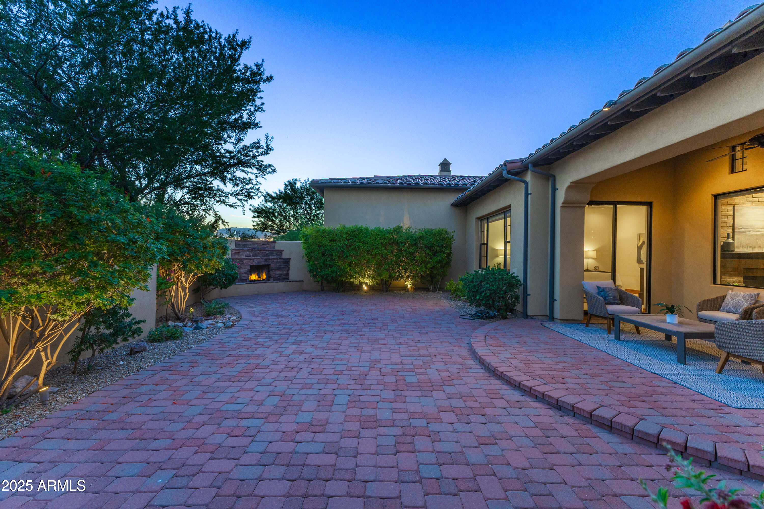 9155 E HOVERLAND Road