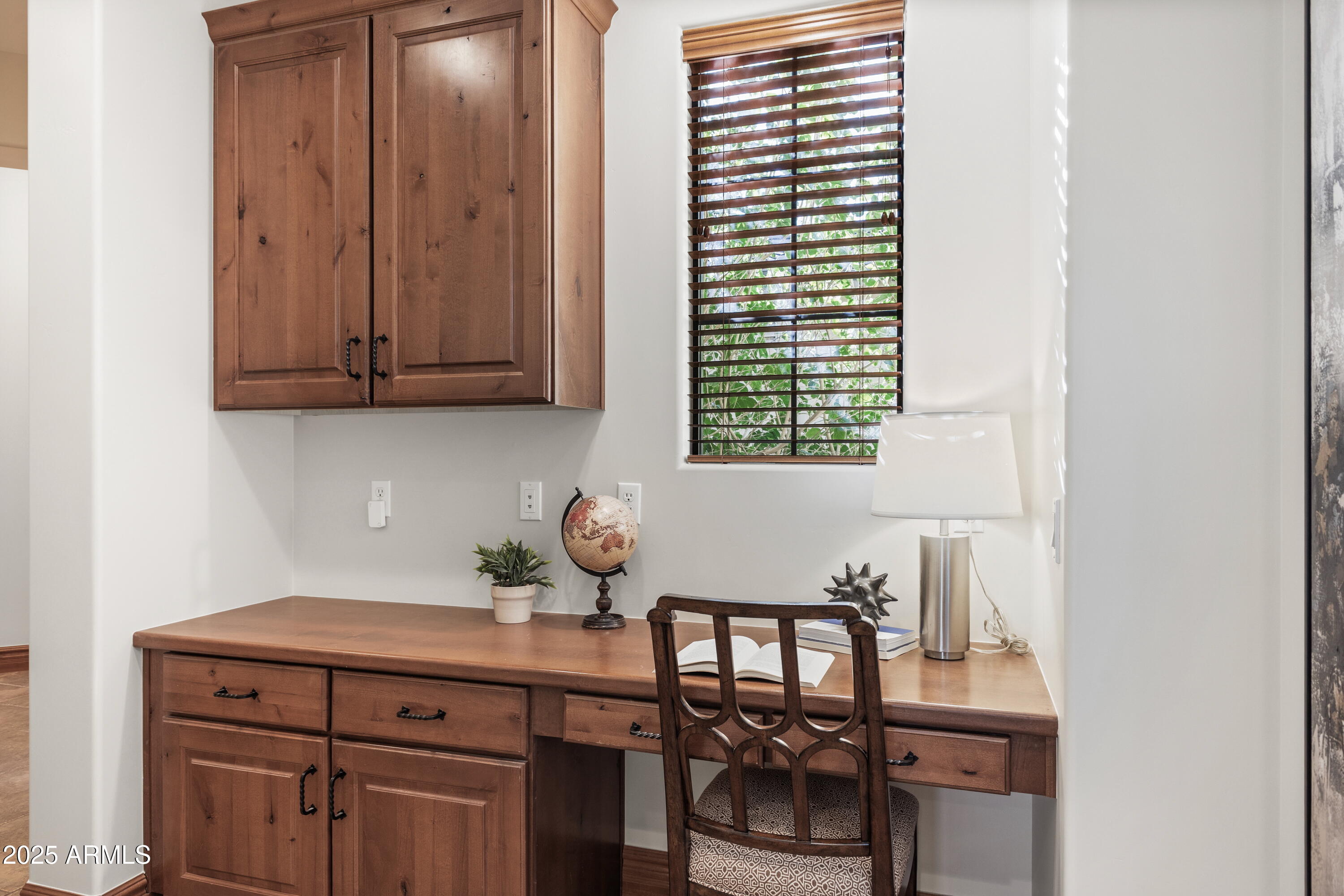 9155 E HOVERLAND Road