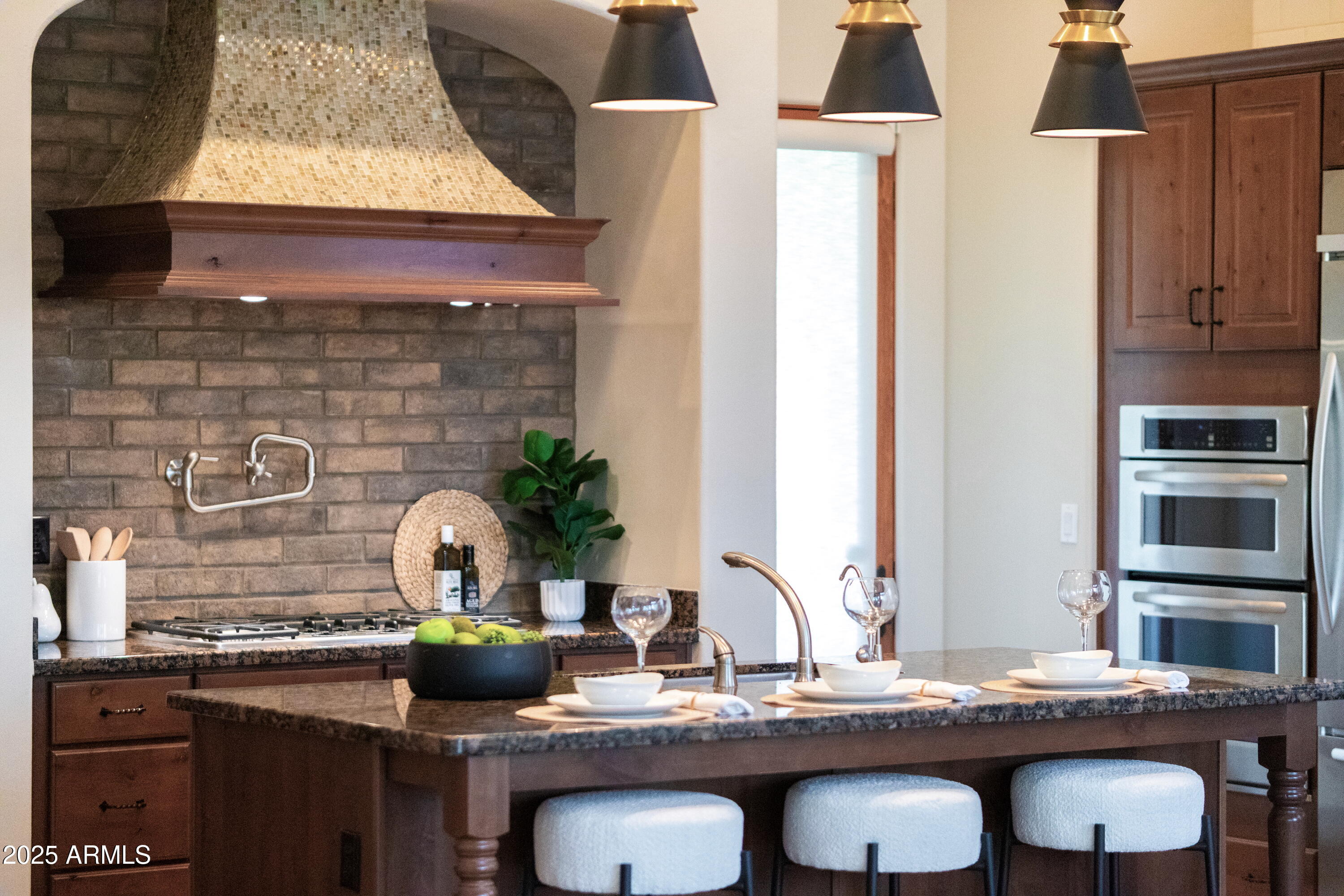 9155 E HOVERLAND Road