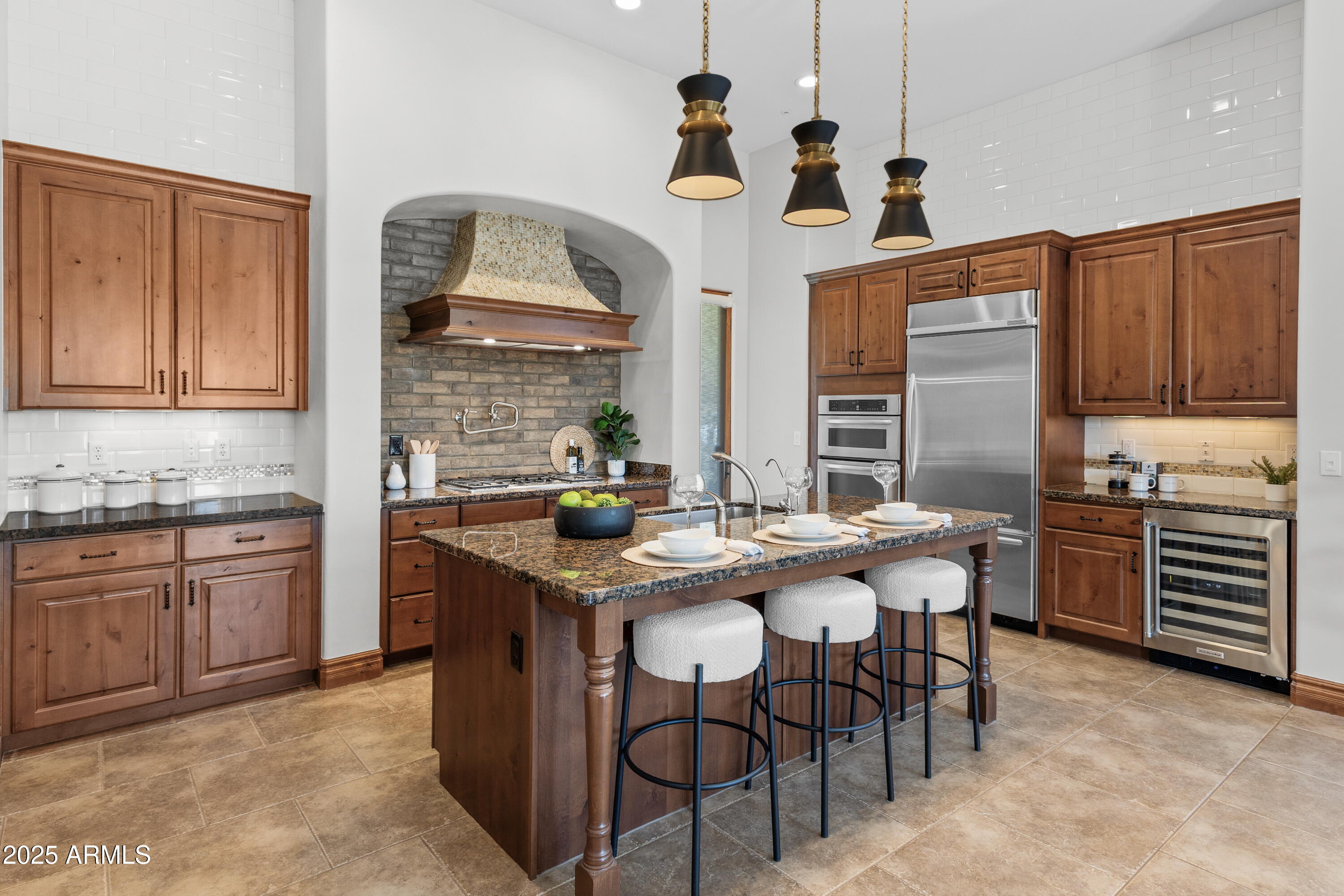 9155 E HOVERLAND Road