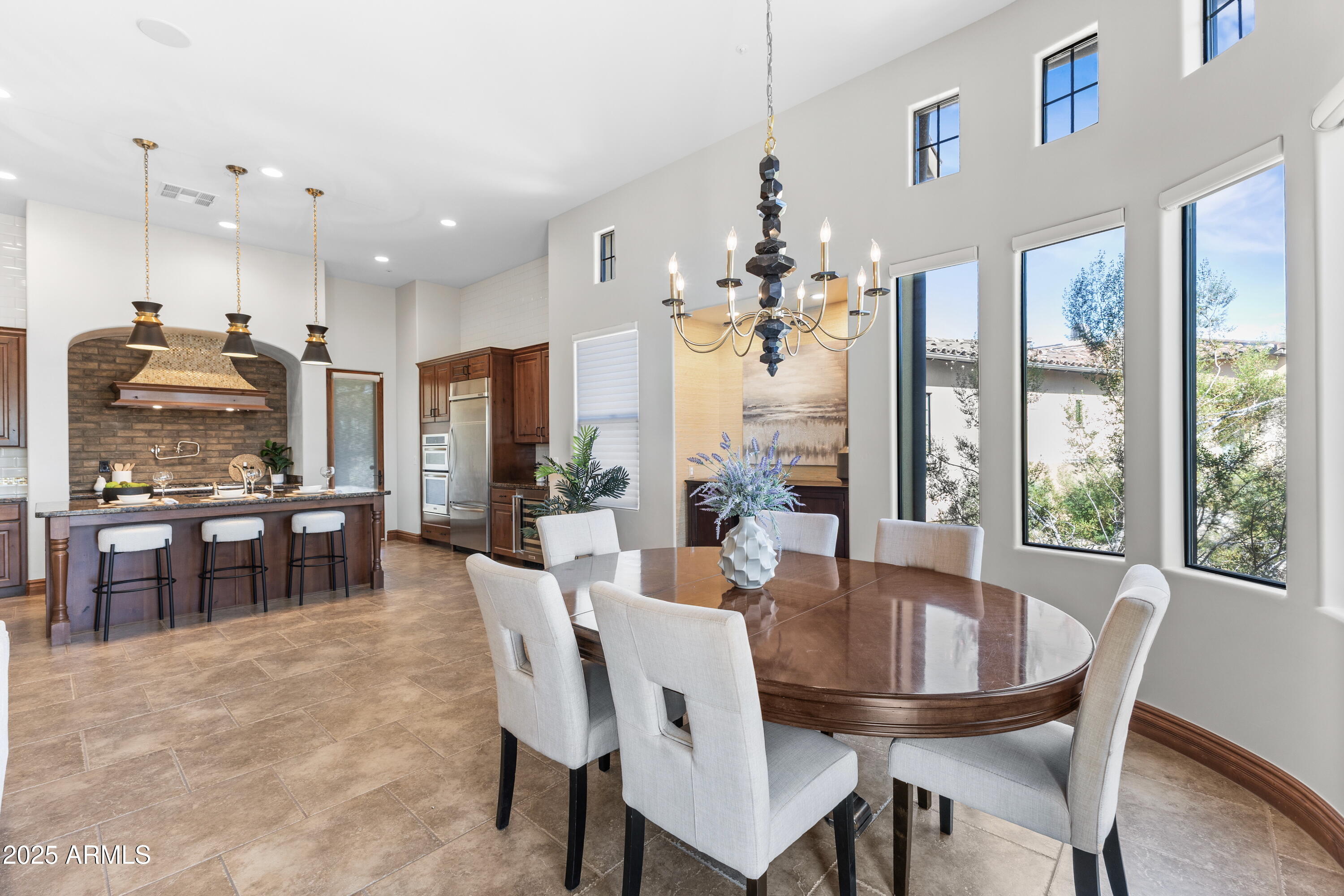 9155 E HOVERLAND Road