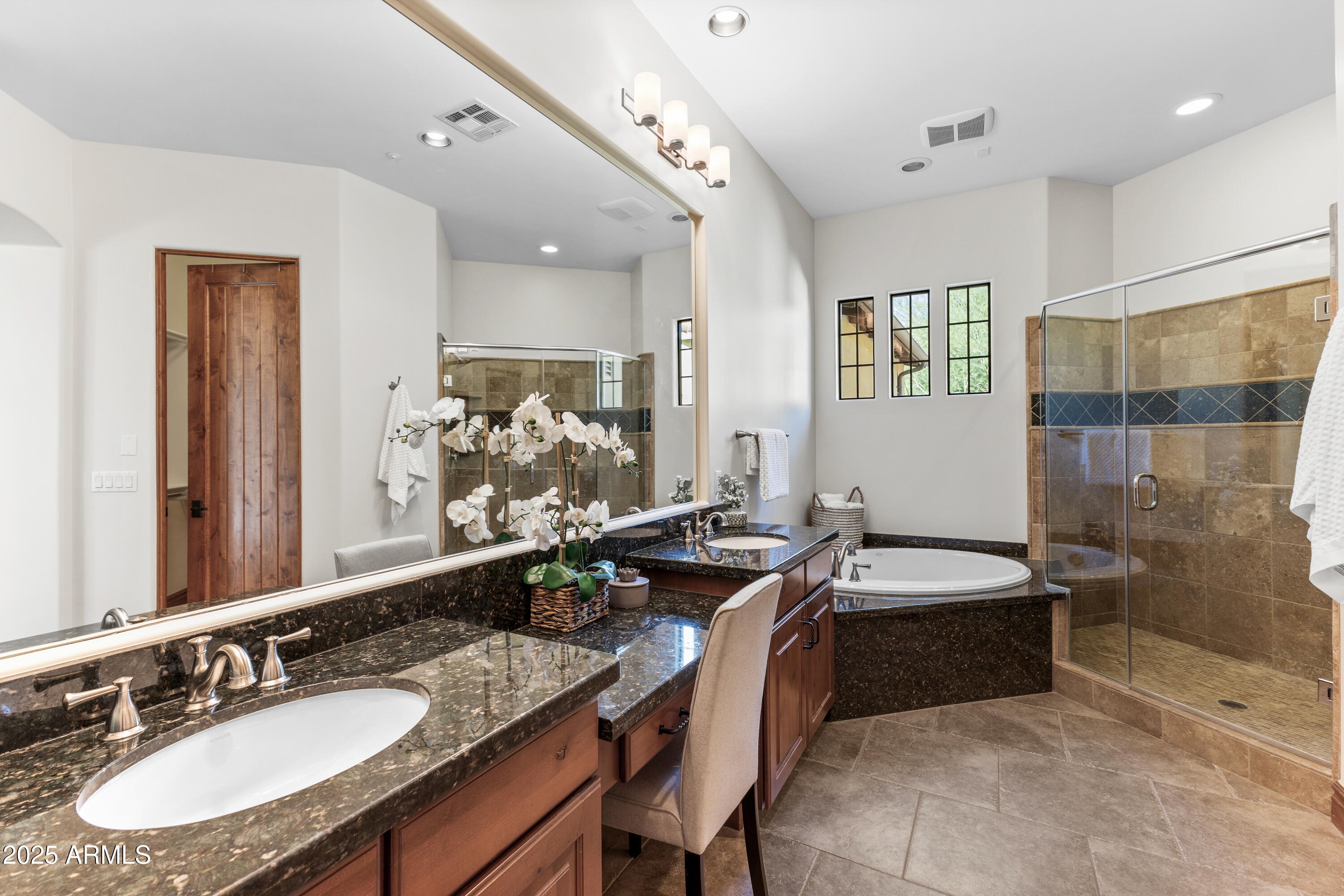 9155 E HOVERLAND Road