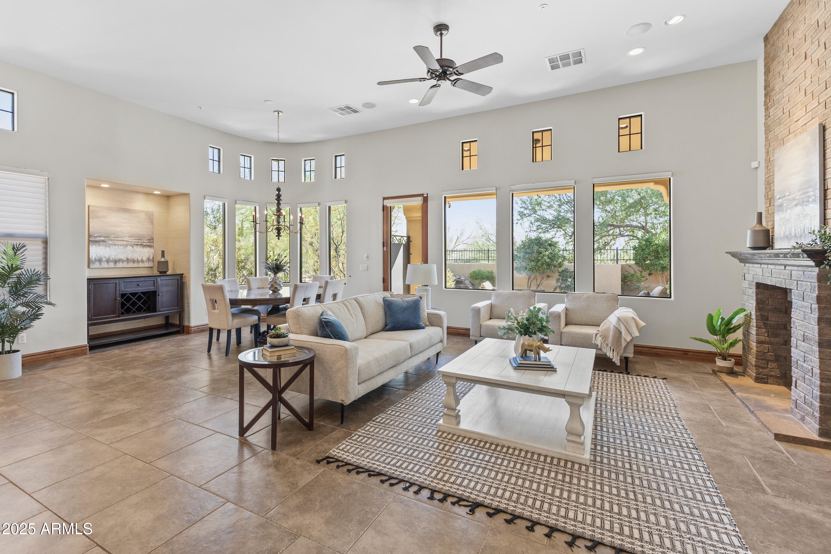 9155 E HOVERLAND Road