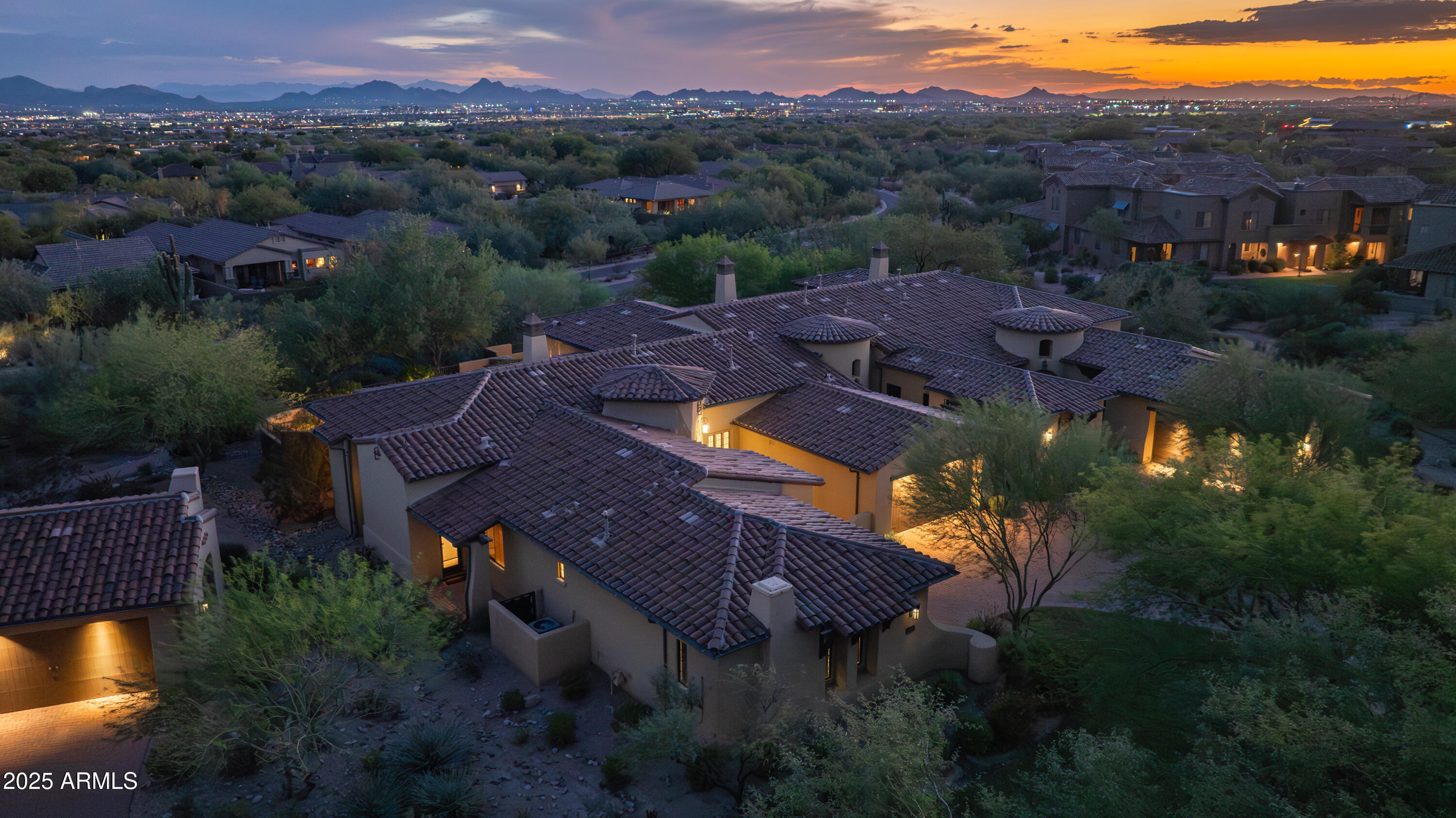 9155 E HOVERLAND Road