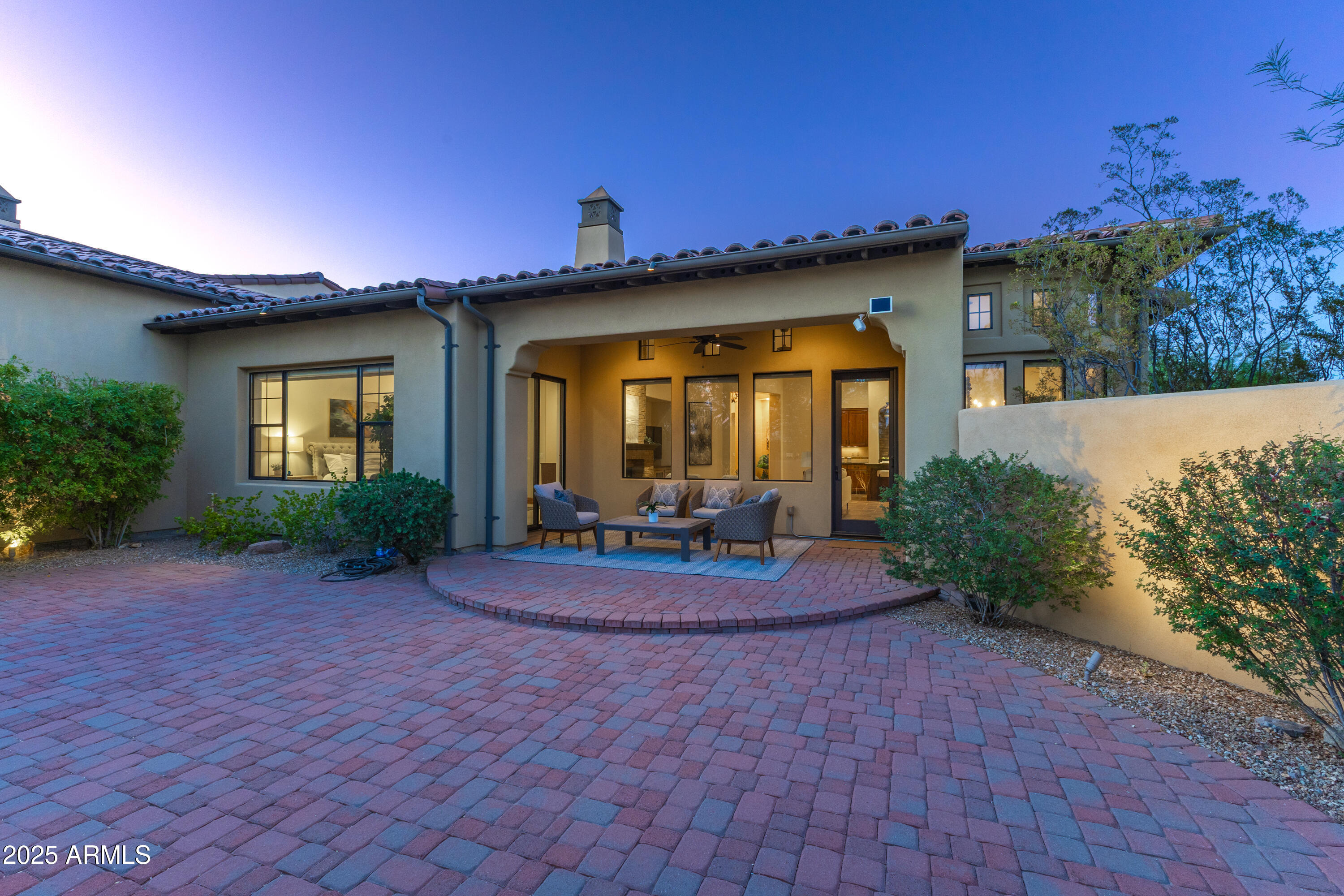 9155 E HOVERLAND Road