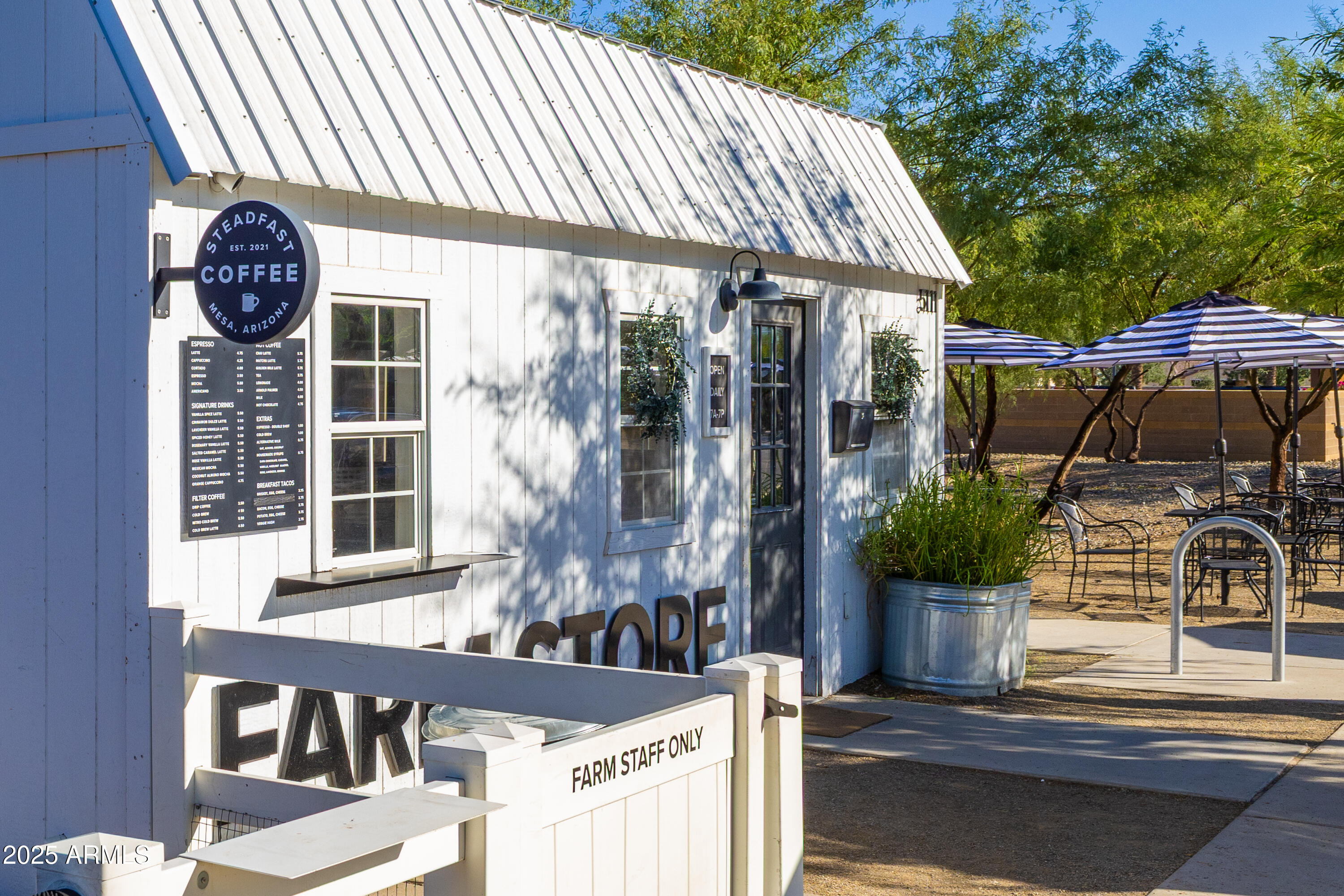 10028 E THUNDERBOLT Avenue