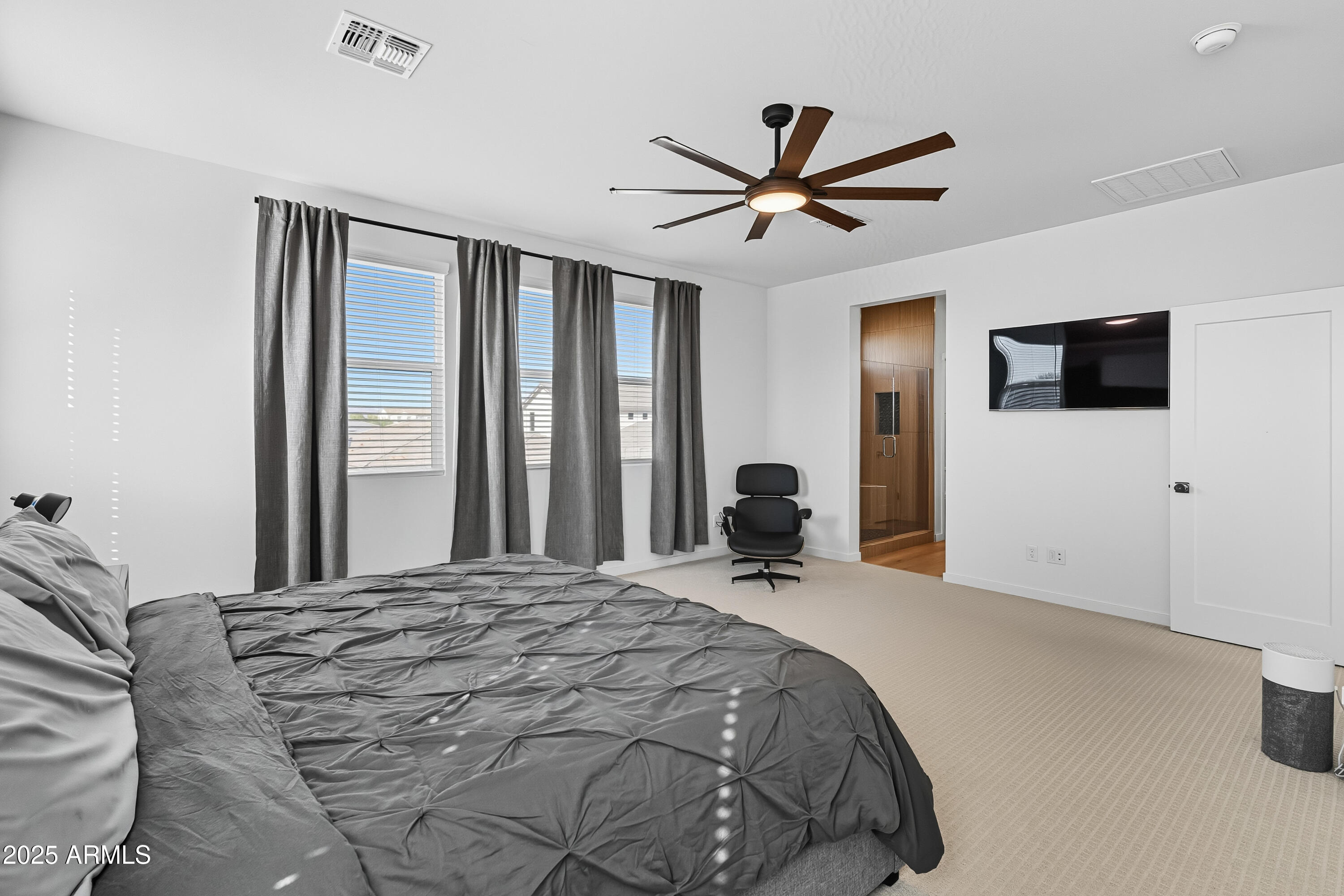 10028 E THUNDERBOLT Avenue