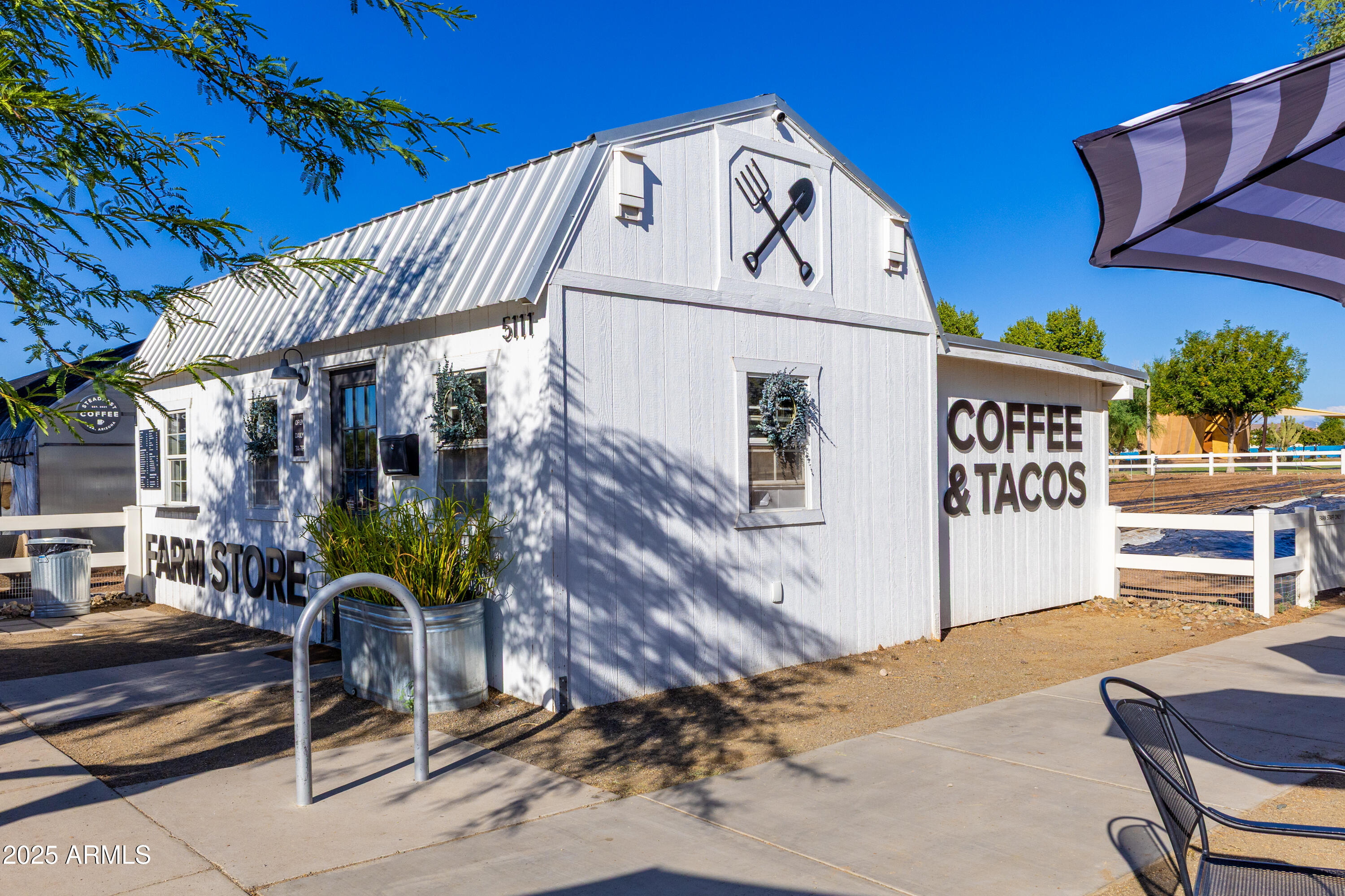 10028 E THUNDERBOLT Avenue