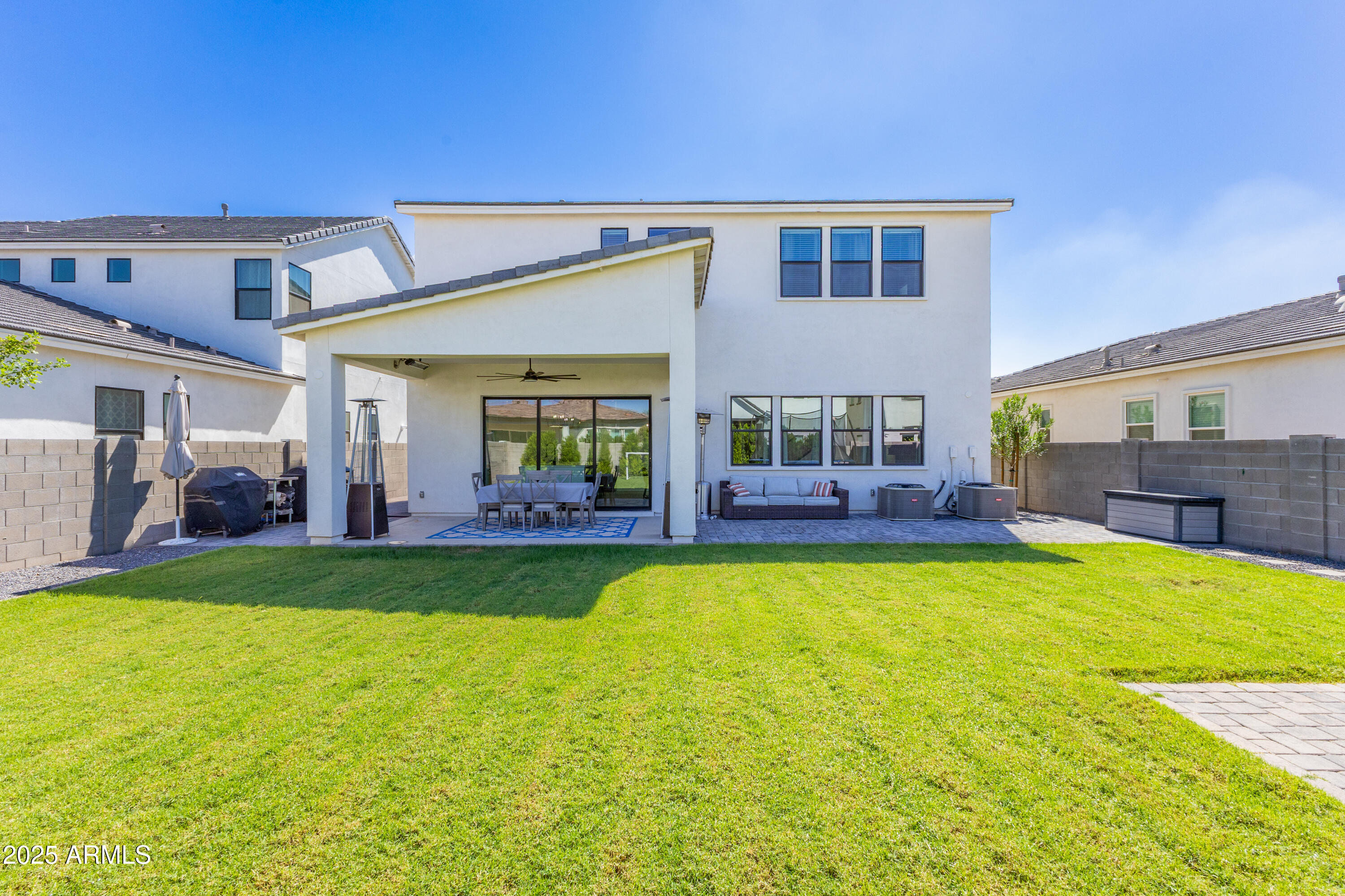 10028 E THUNDERBOLT Avenue