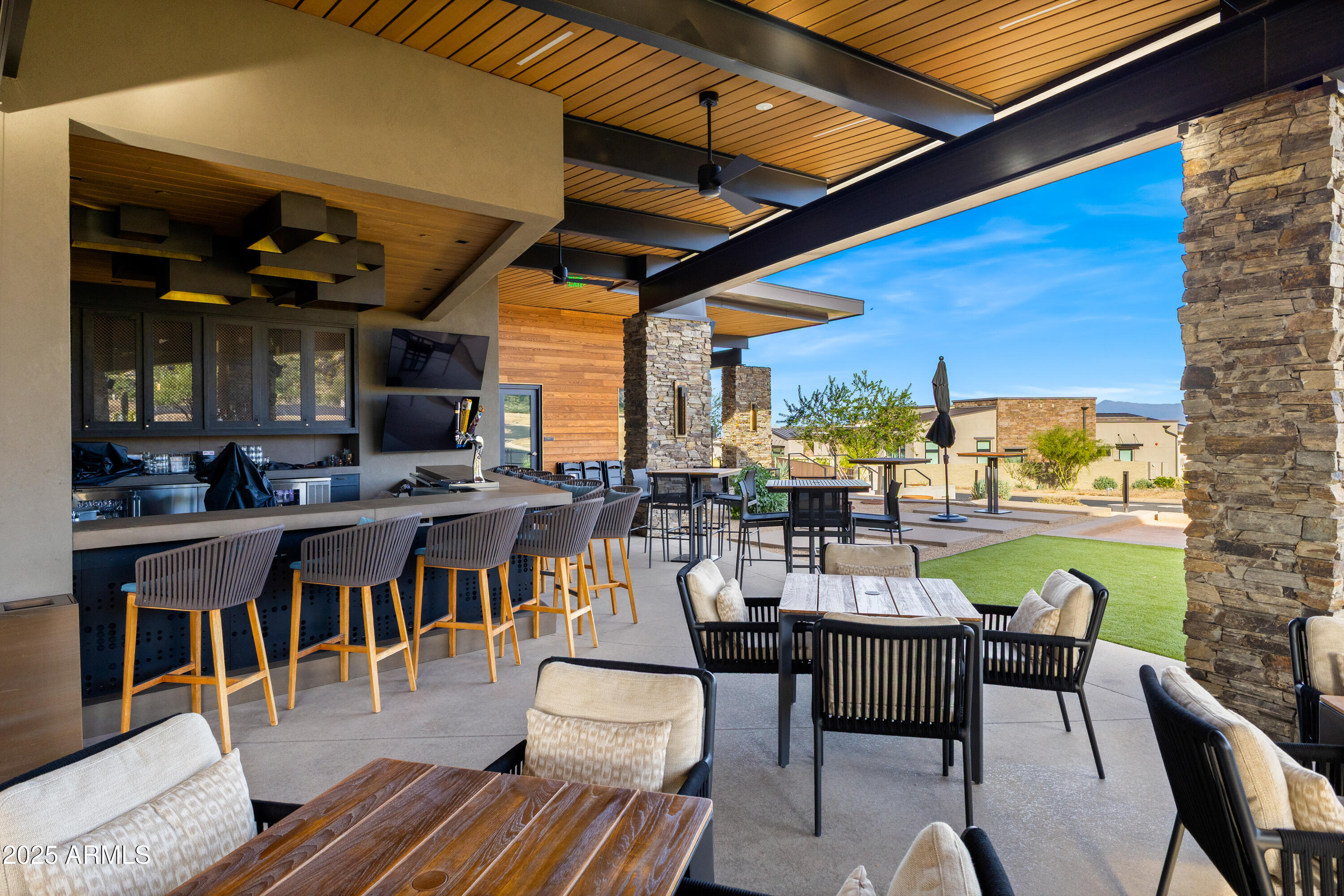 12311 E BLACK ROCK Road