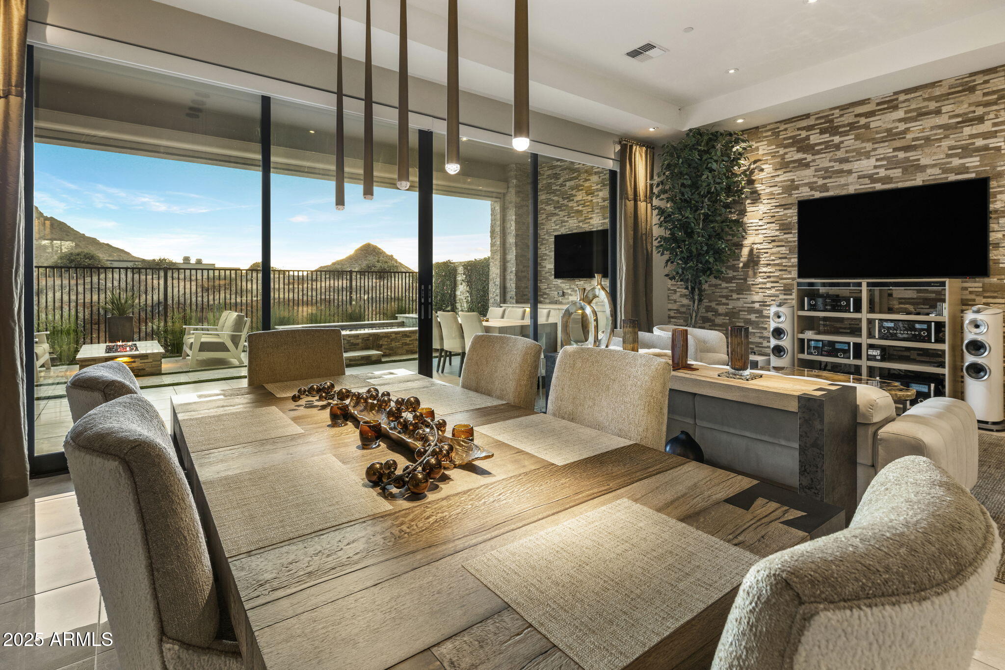 12311 E BLACK ROCK Road