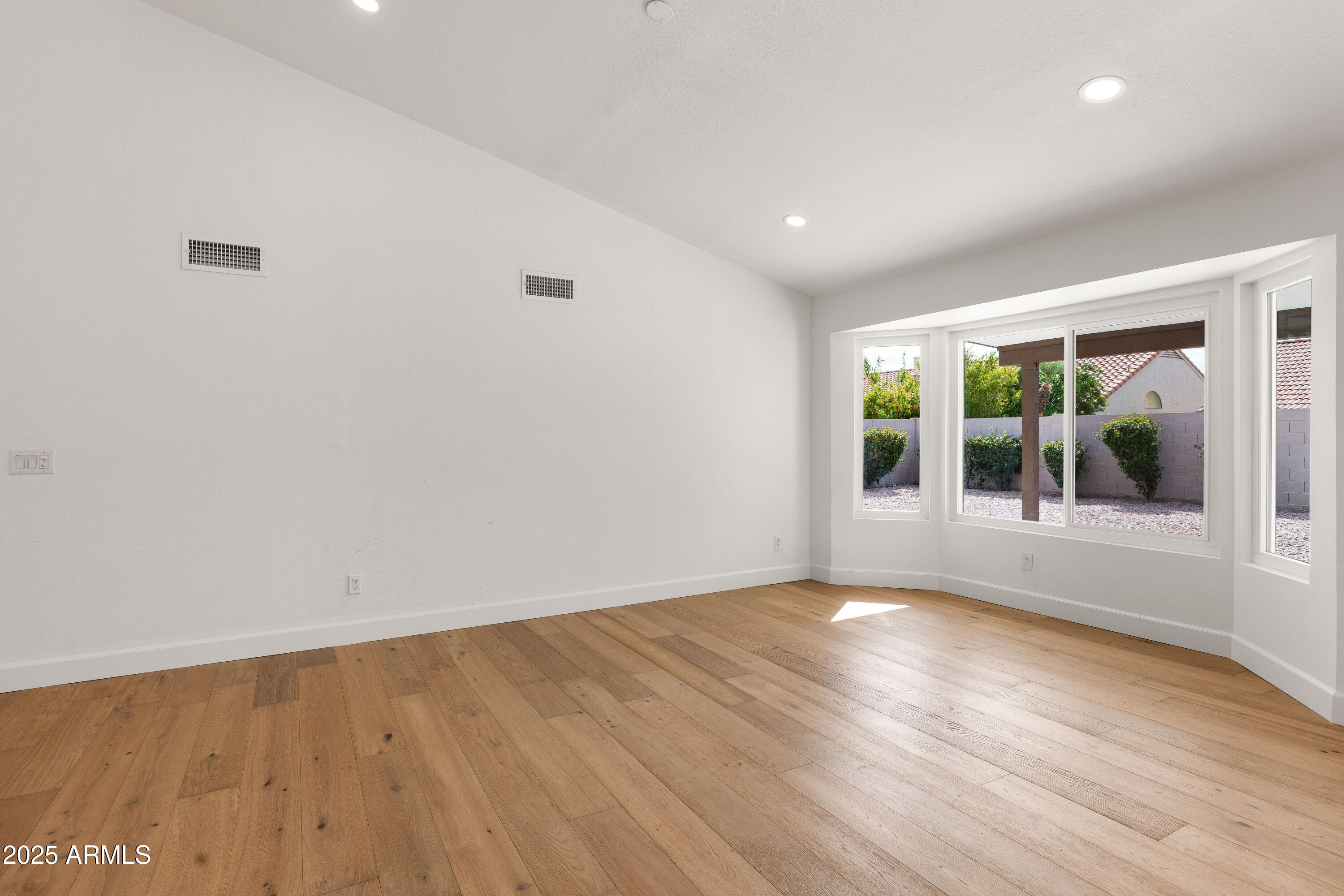 9009 E SAHUARO Drive