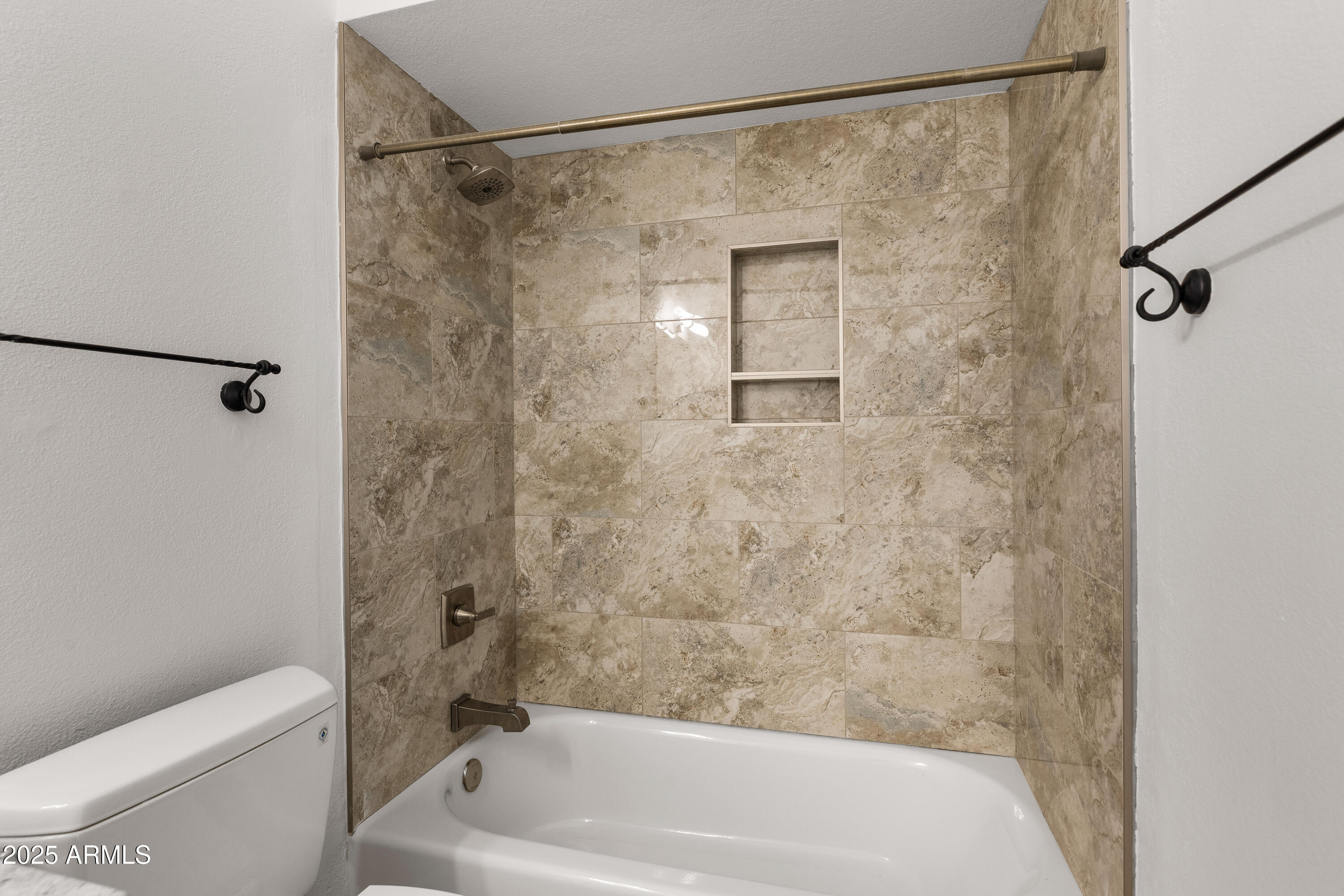 9009 E SAHUARO Drive