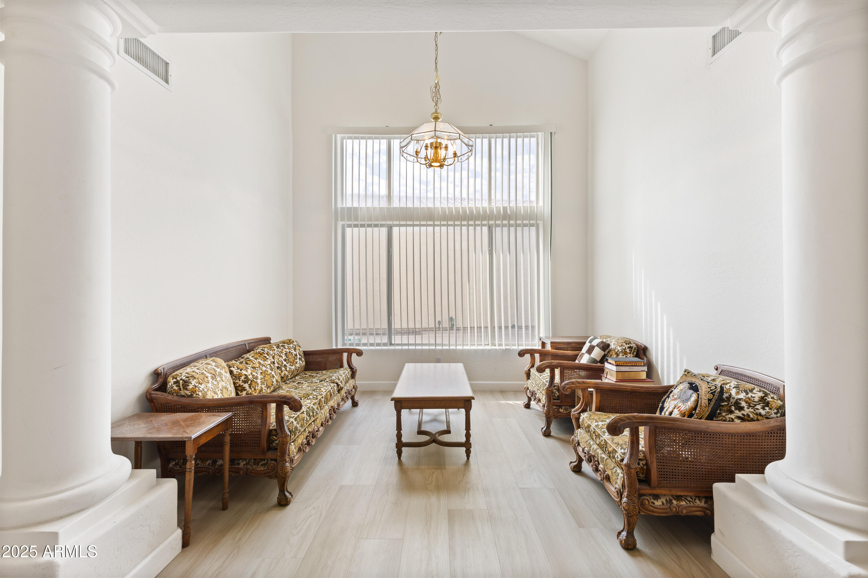 17149 E EL PUEBLO Boulevard