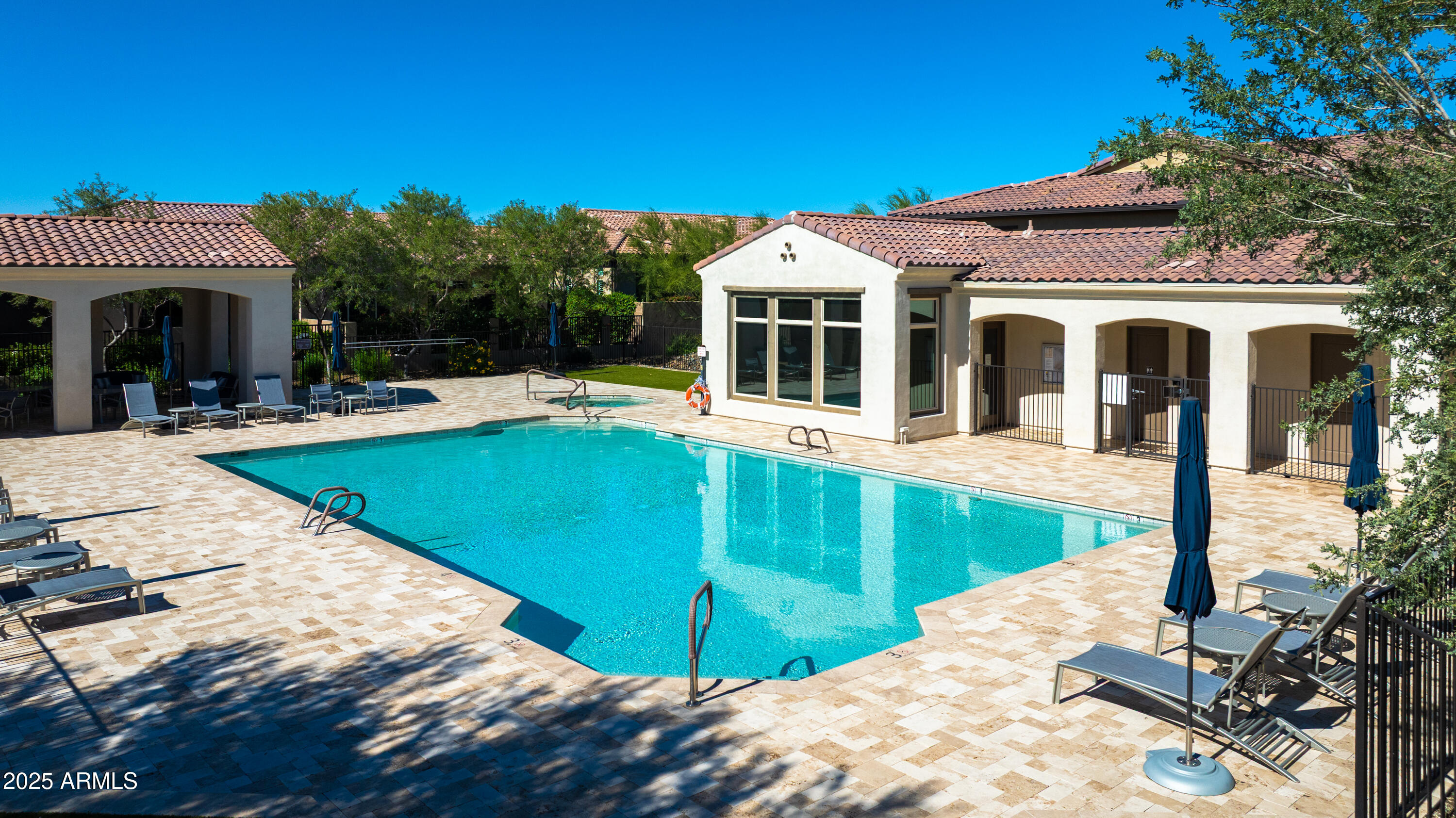 7463 E CASITAS DEL RIO Drive